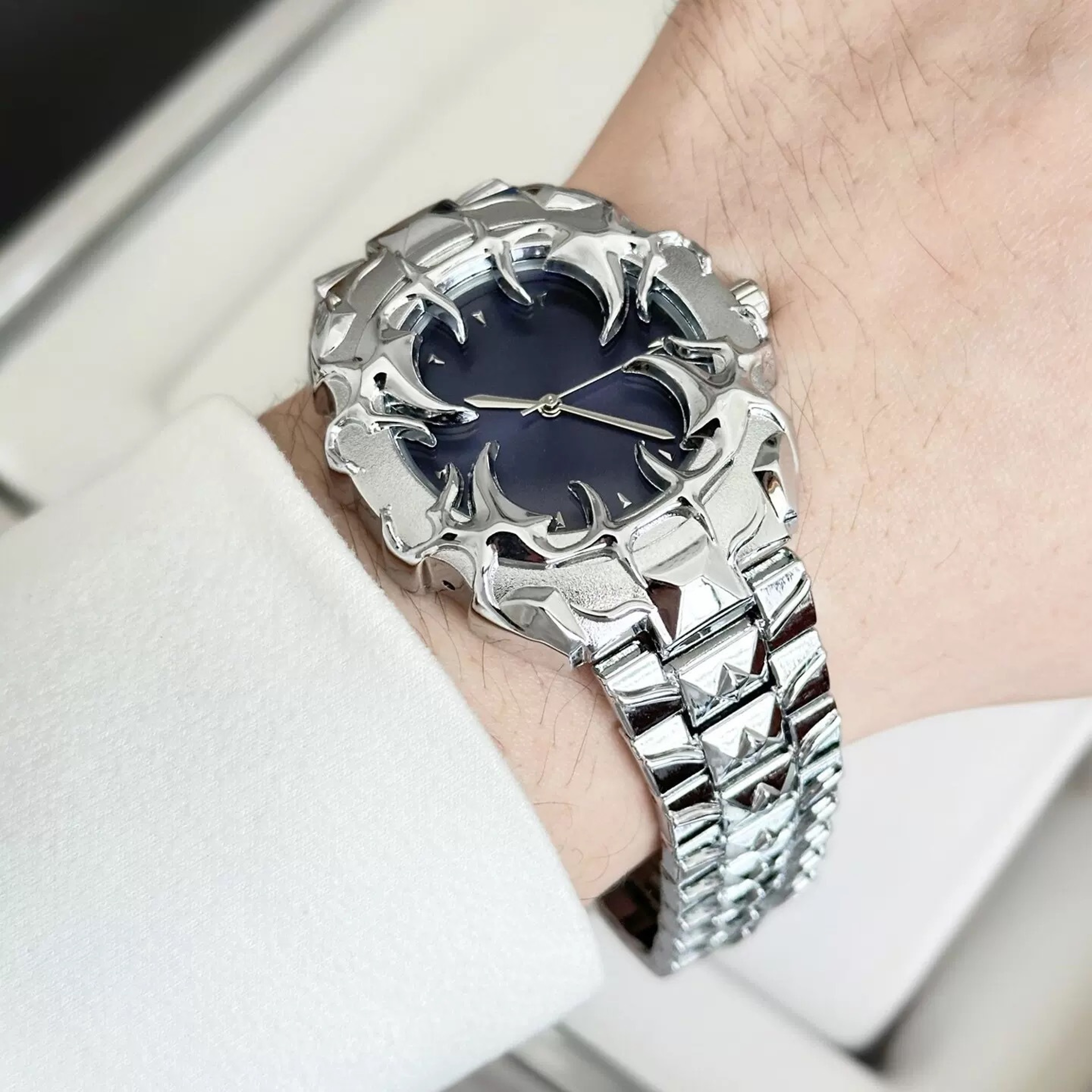 Devil Claw Mens Quartz Watch Gothic Steel Strap Statement Timepiece 9