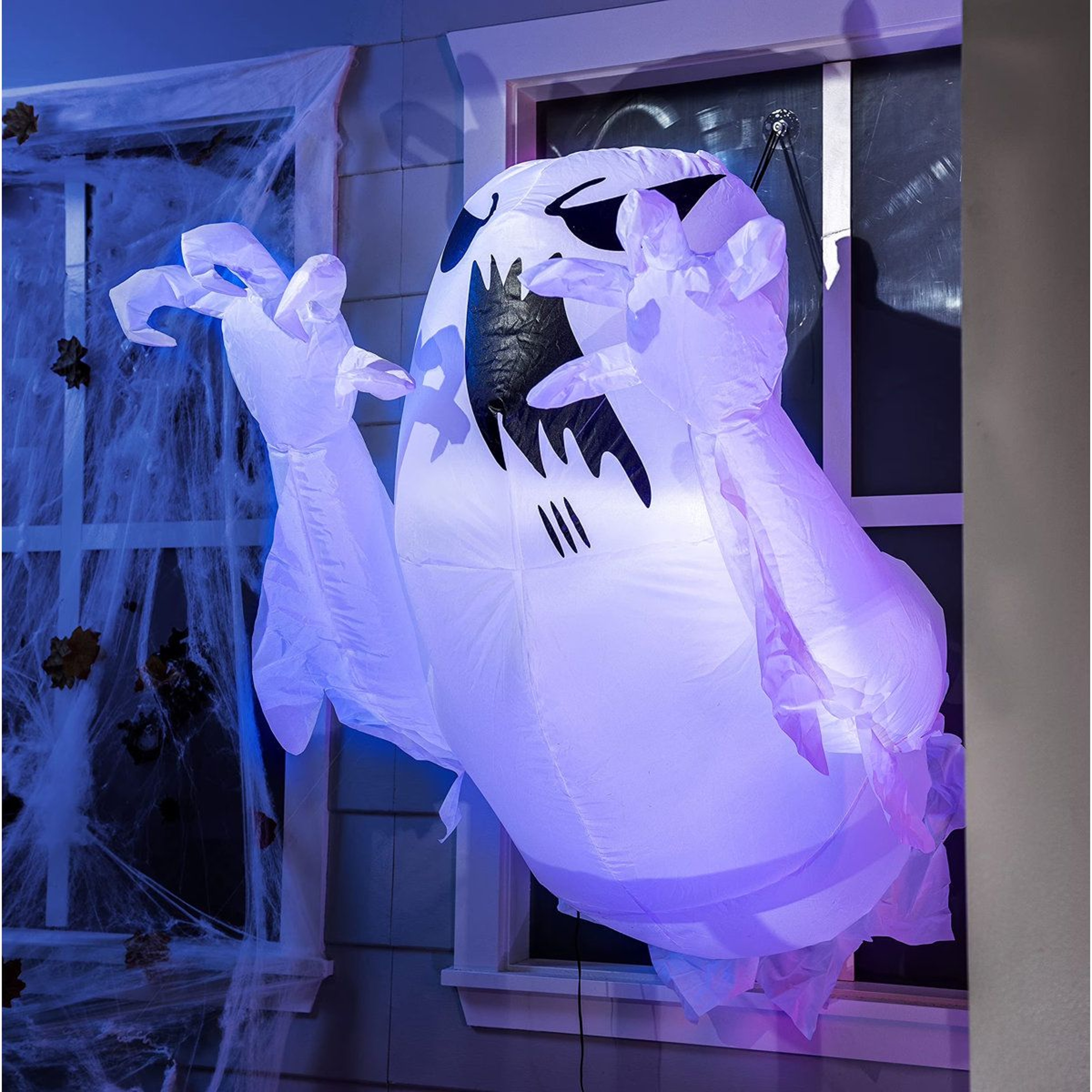 Halloween Inflatable Scary Flying Ghost Decoration With Light 4