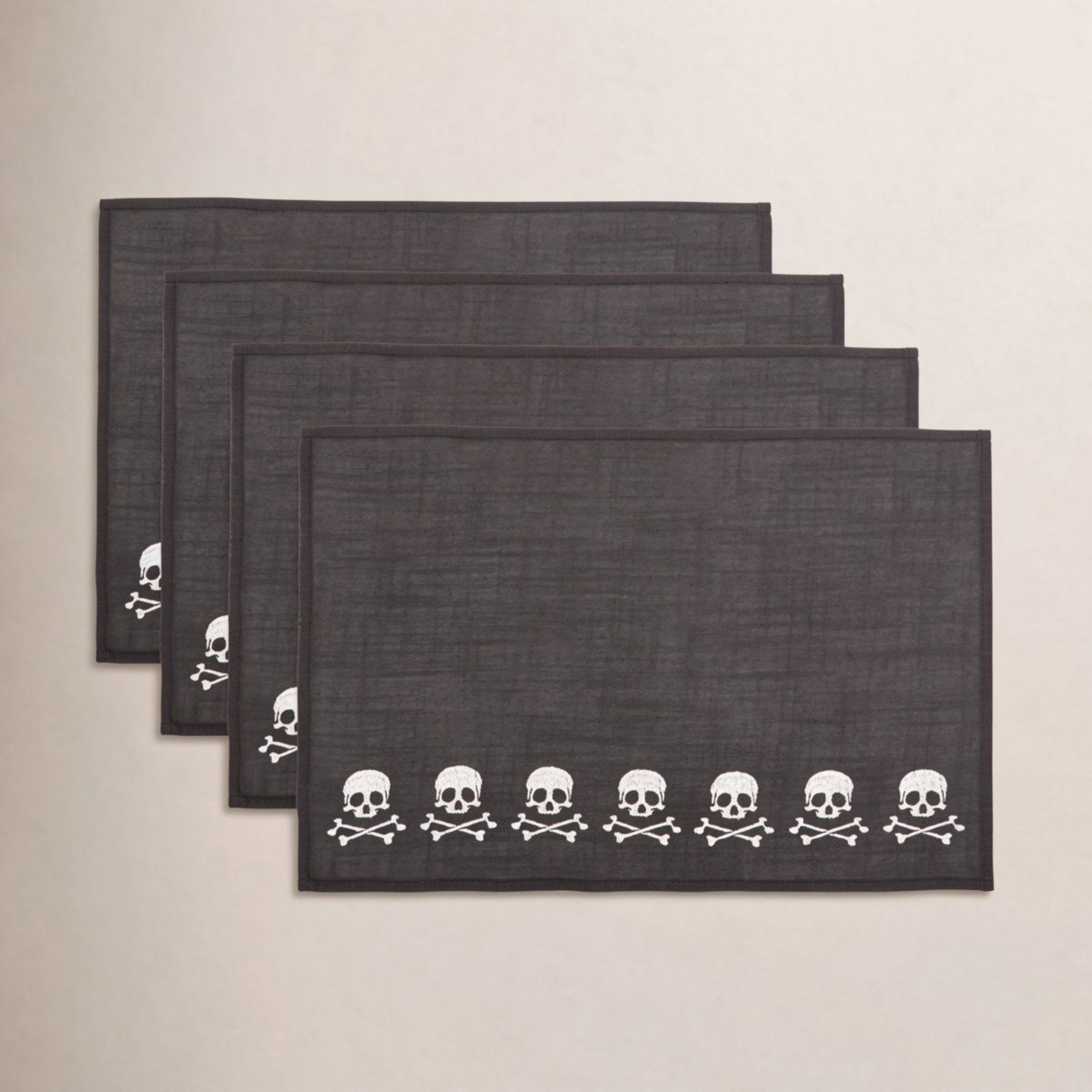 Black Skull Pattern Rectangular Placemats 5