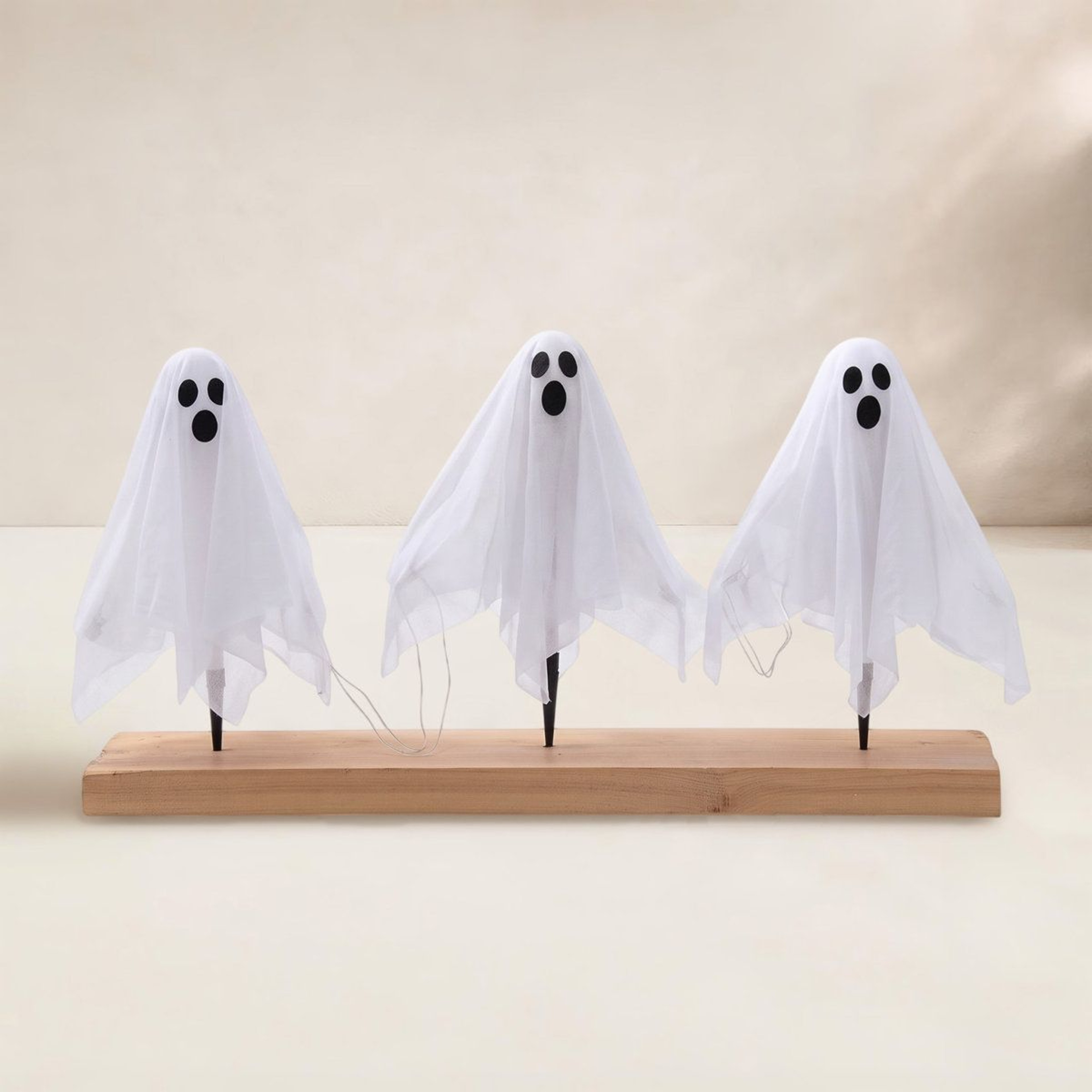 LED Lighted Ghost Yard Display Battery Powered Halloween Decoration 2