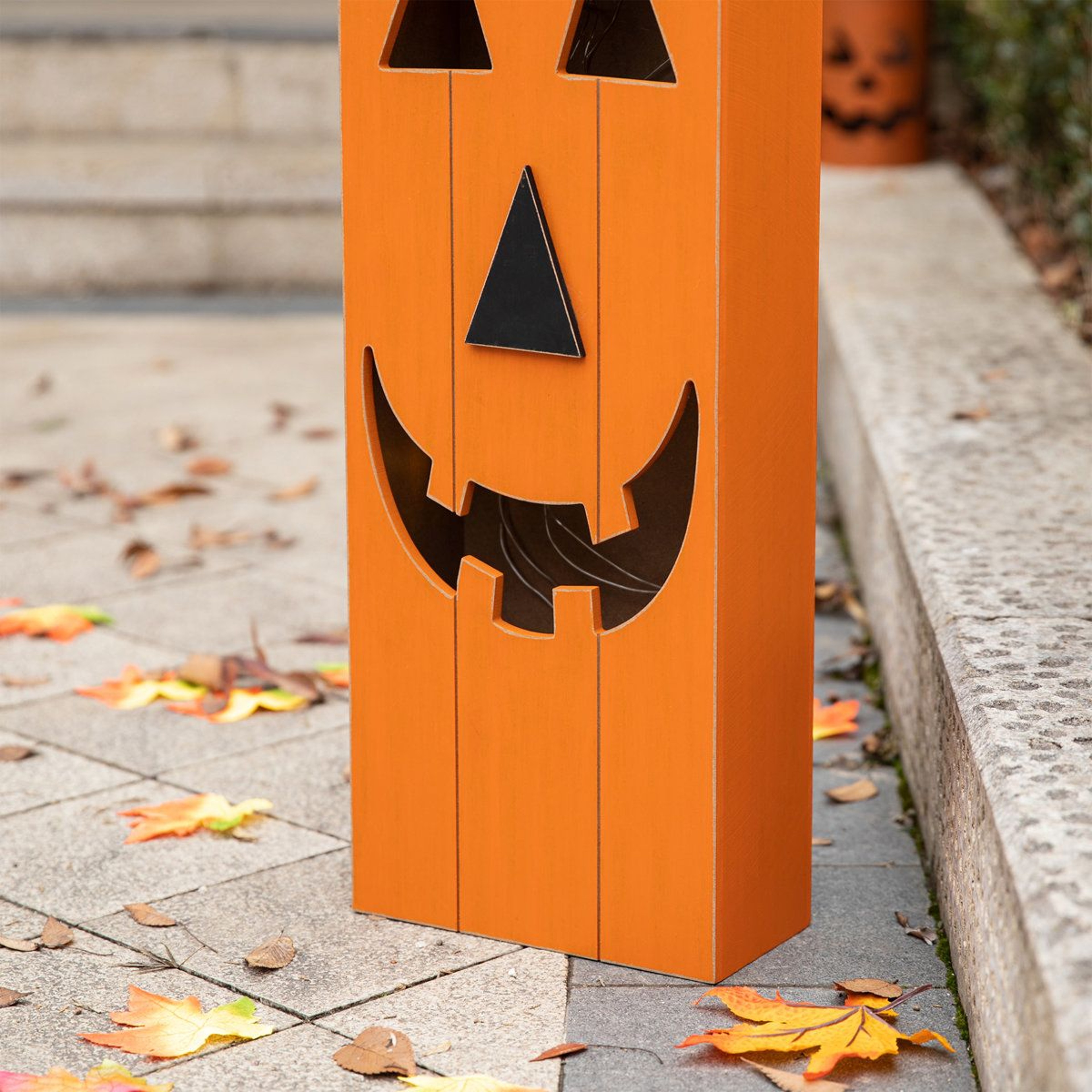 Halloween Jack O Lantern Wooden Decoration With Warm White LED Lights 3