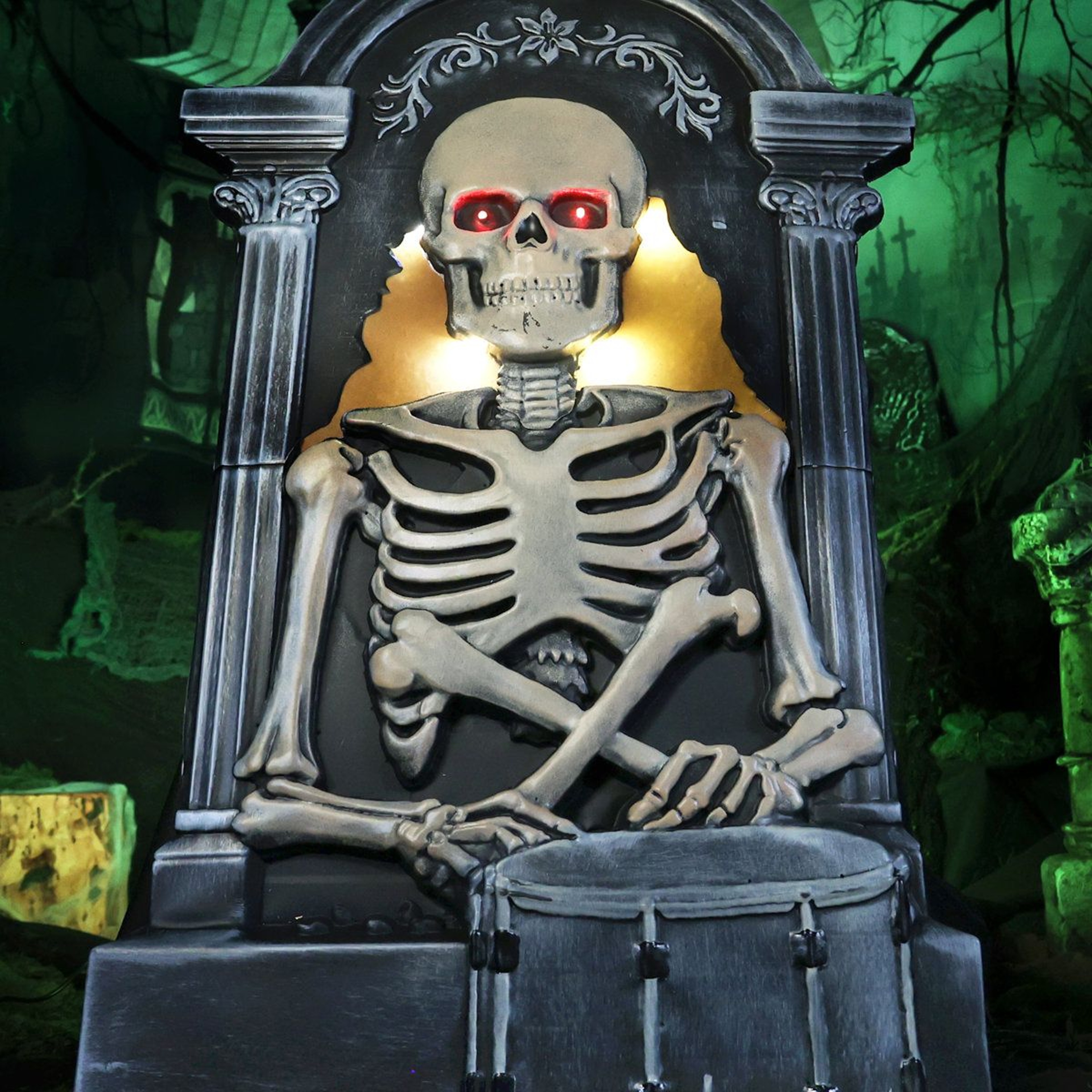 Halloween Tombstone Skeleton Animatronic With Drum Red LED Eyes And Sound 3