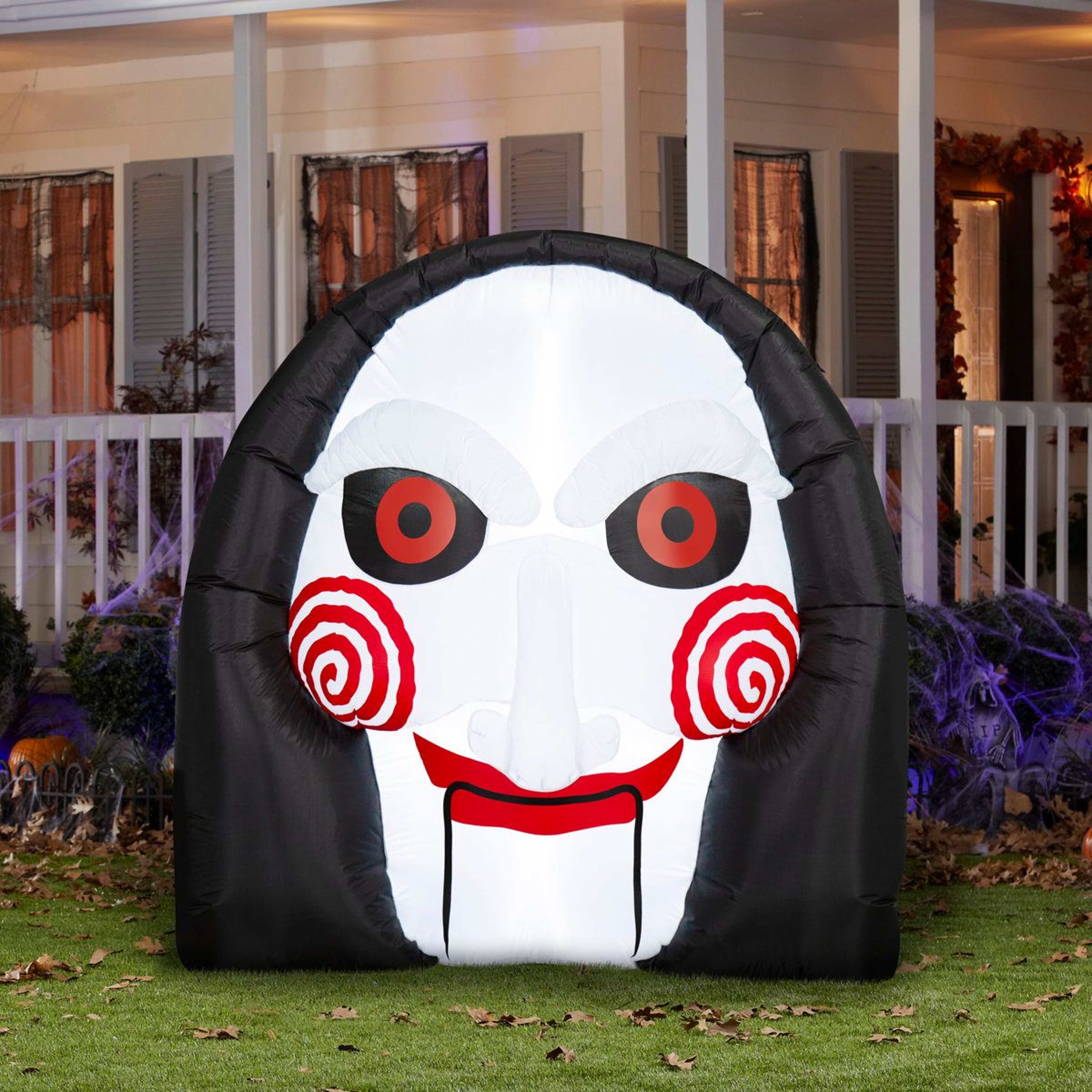 Halloween Inflatable Outdoor Decoration With LED Lights And Plug In Power 0