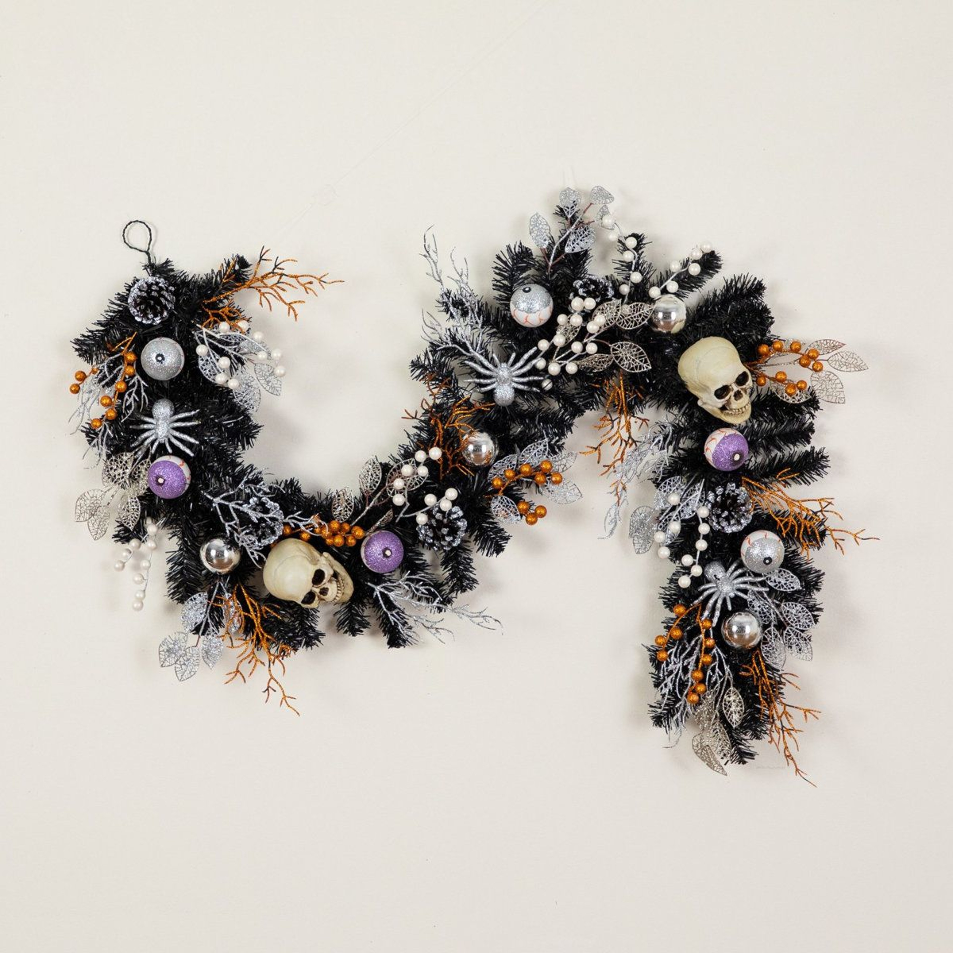 Black Halloween Garland With Skulls Eyeballs And Spiders 0