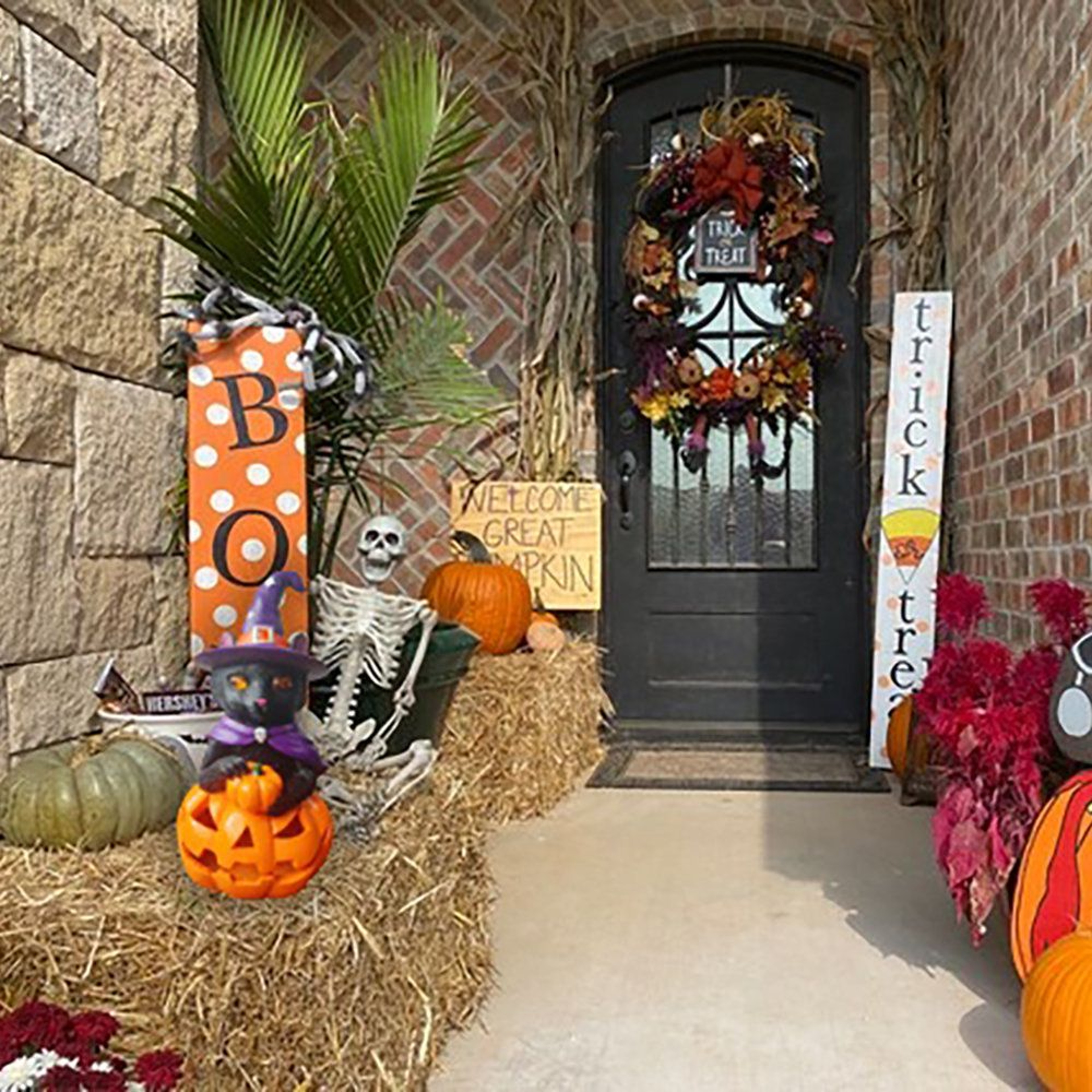 Halloween Black Cat Pumpkin Resin Garden Statue With LED Light 1