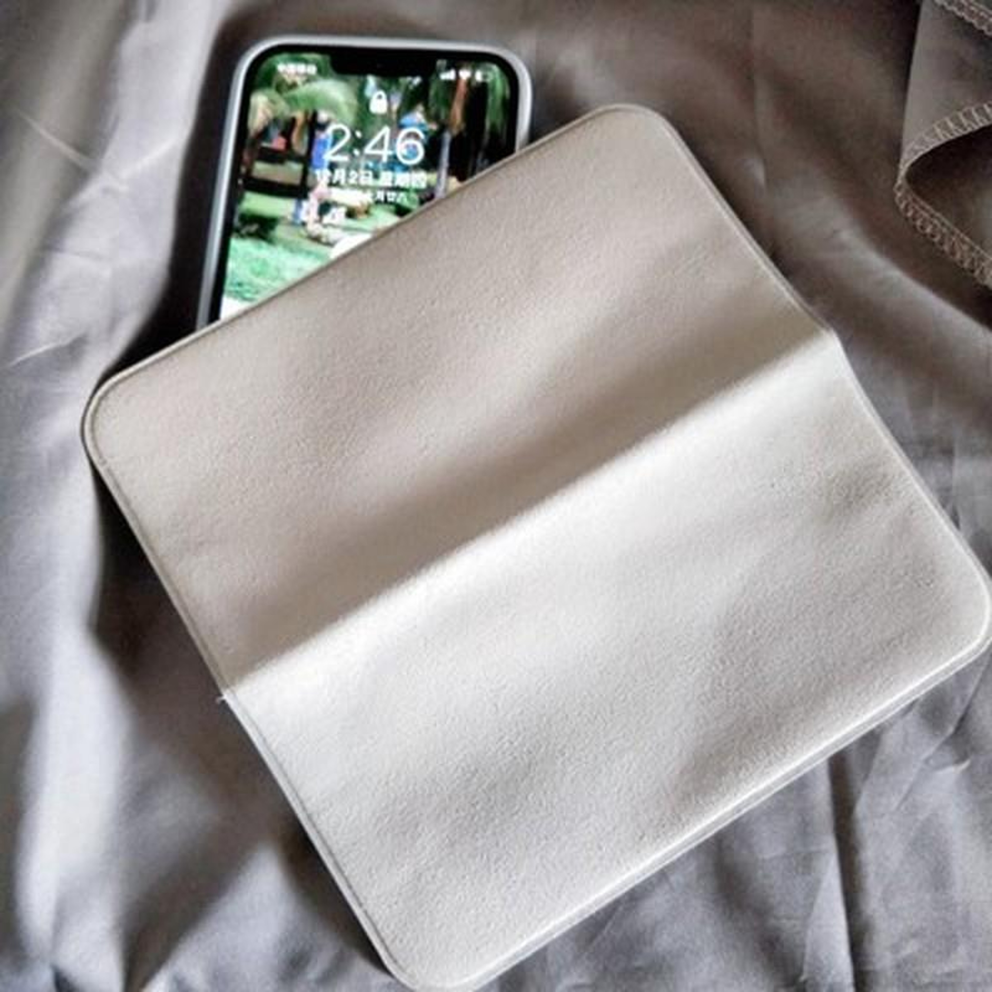 Universal Microfiber Cleaning Cloth For Phone Screens Glasses  Camera Lens Polishing Wipes 5