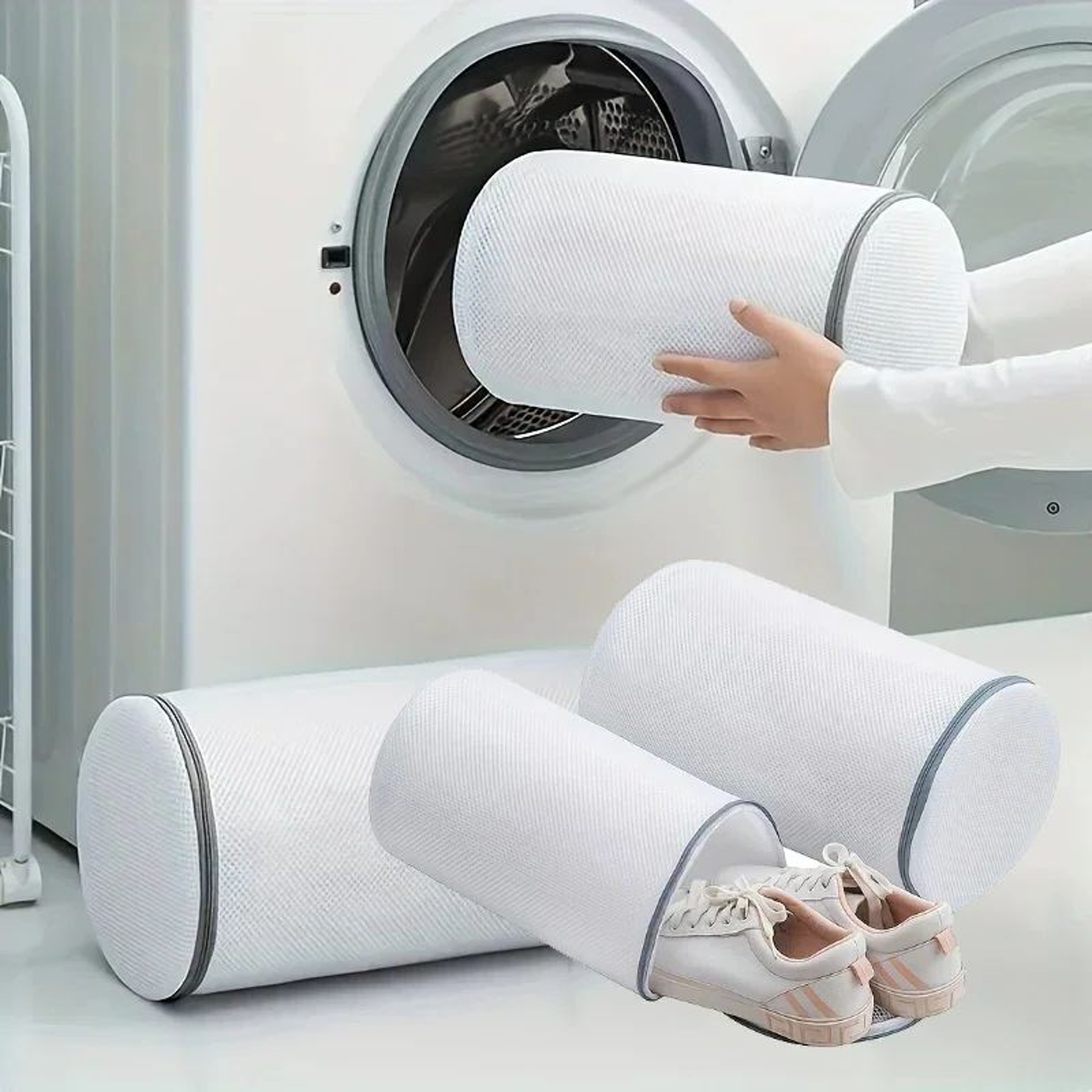 Reusable Shoe Laundry Bag Fine Mesh Washing Machine Shoe Protector With Zipper 0