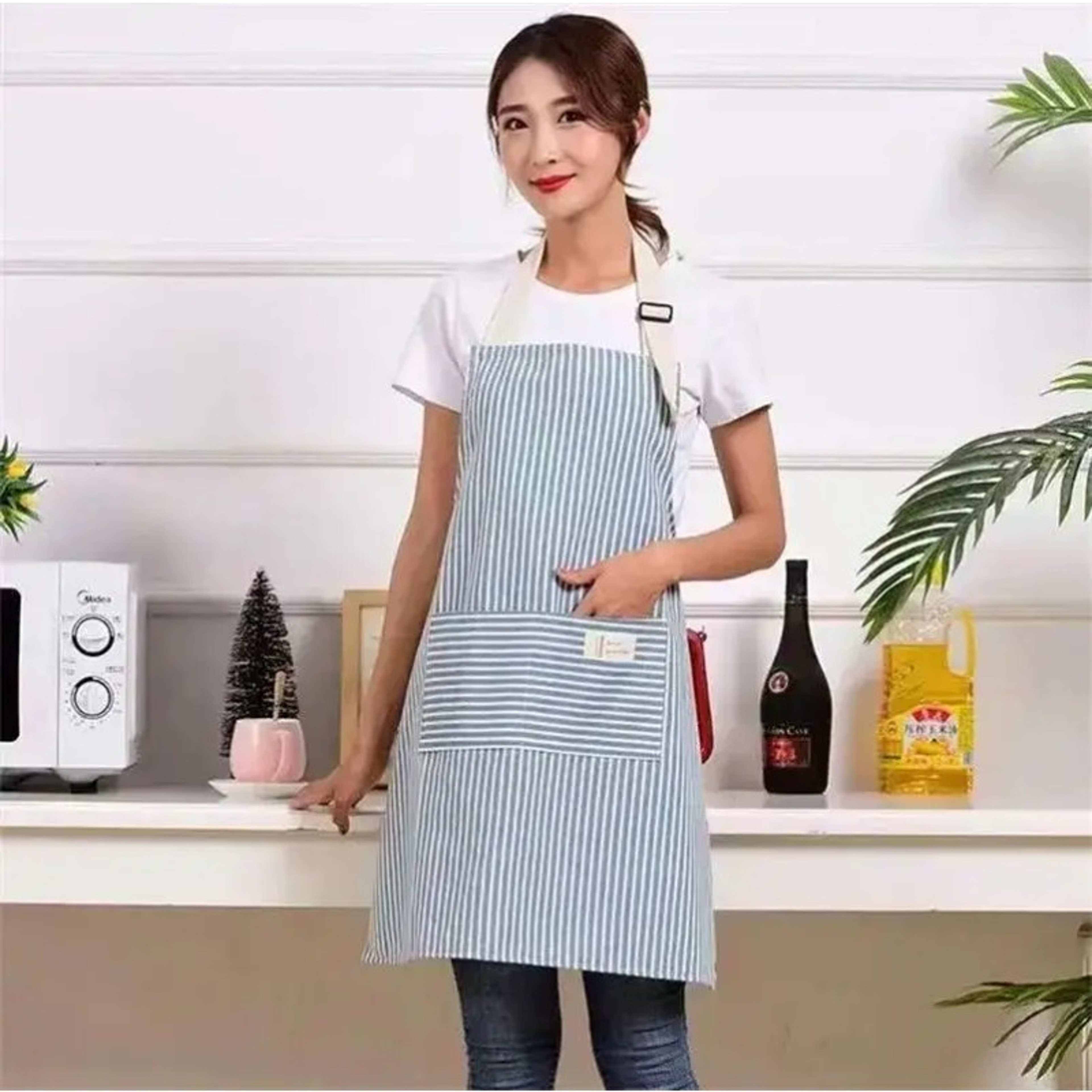 Premium Kitchen Apron For Cooking Baking  Catering Durable Easy Clean Chef Apron 2