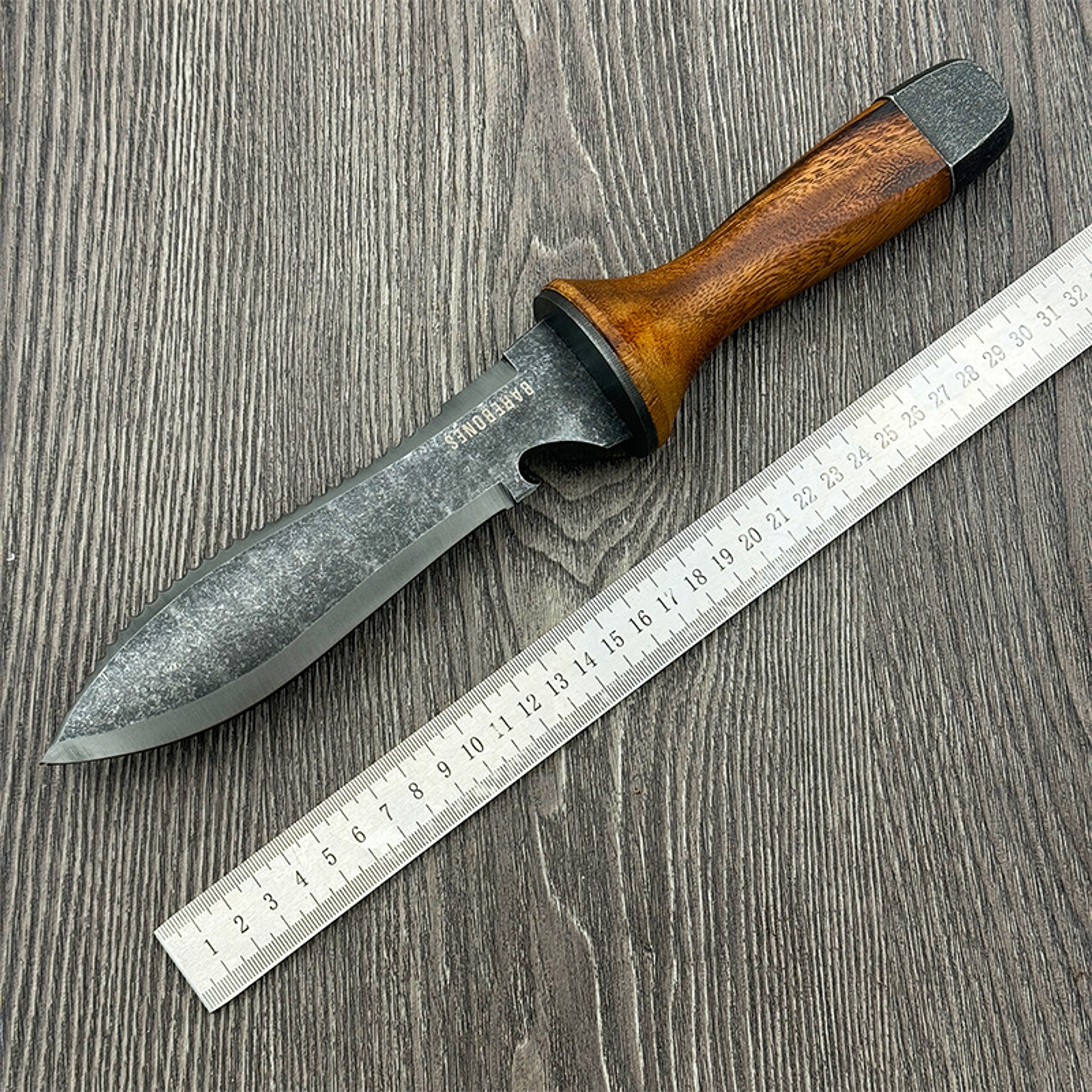 Nordic Garden Trowel with Walnut Handle for Digging, Planting & Soil Loosening – view 3