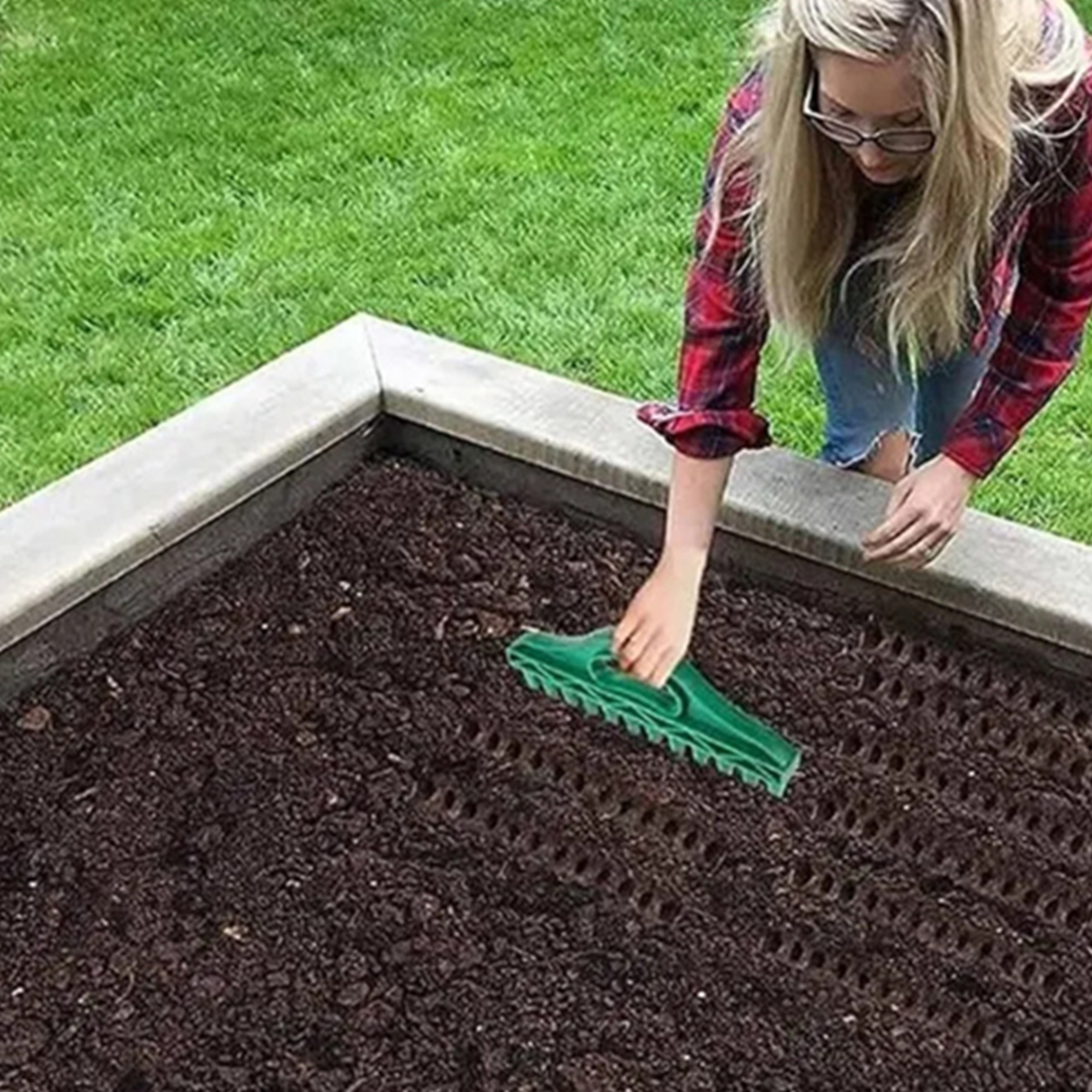 Garden Seeder Tool Hand Dibbler for Fast & Even Seed Planting – view 4