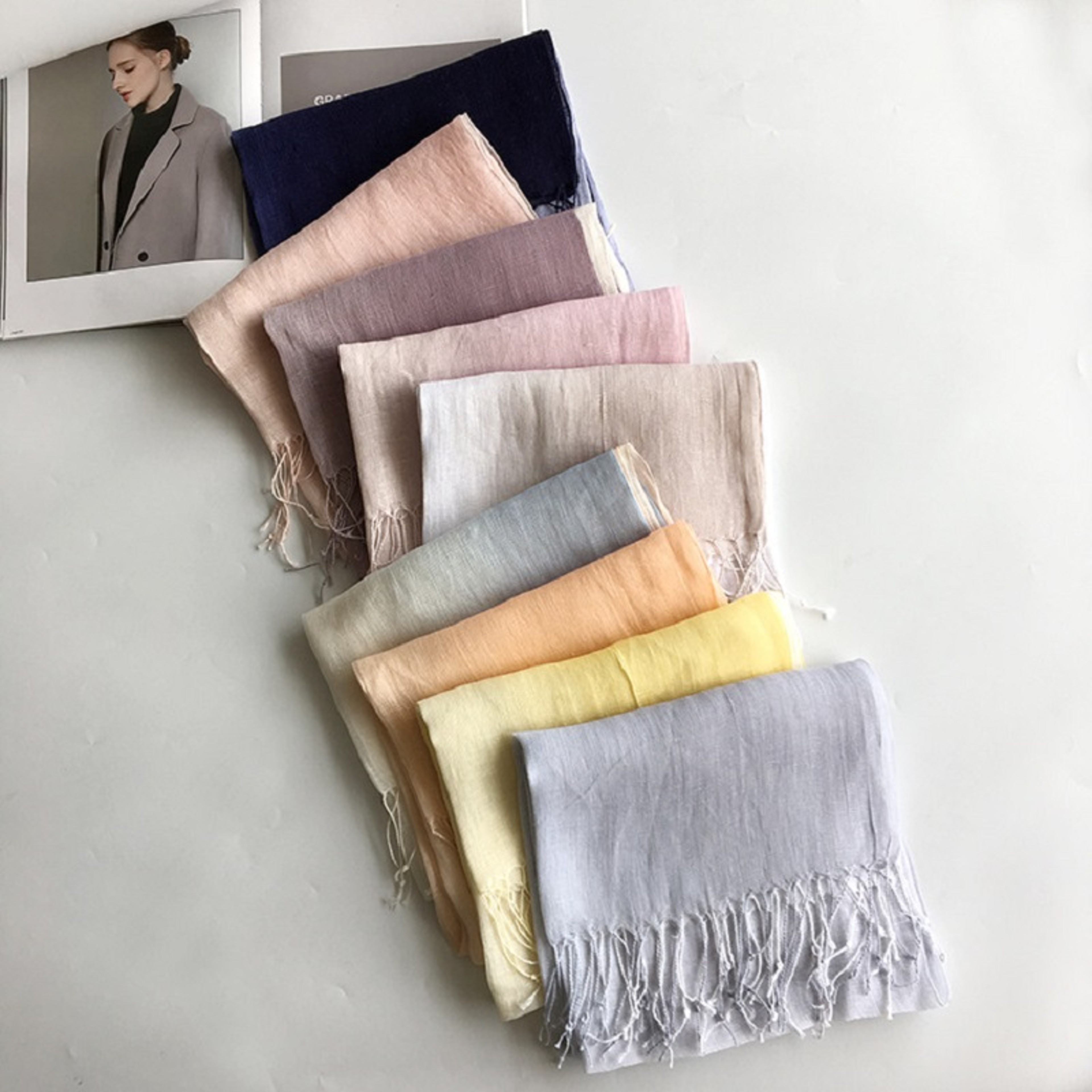 Elegant Women Gradient Linen Scarf Lightweight Spring Summer Fashion Wrap 0