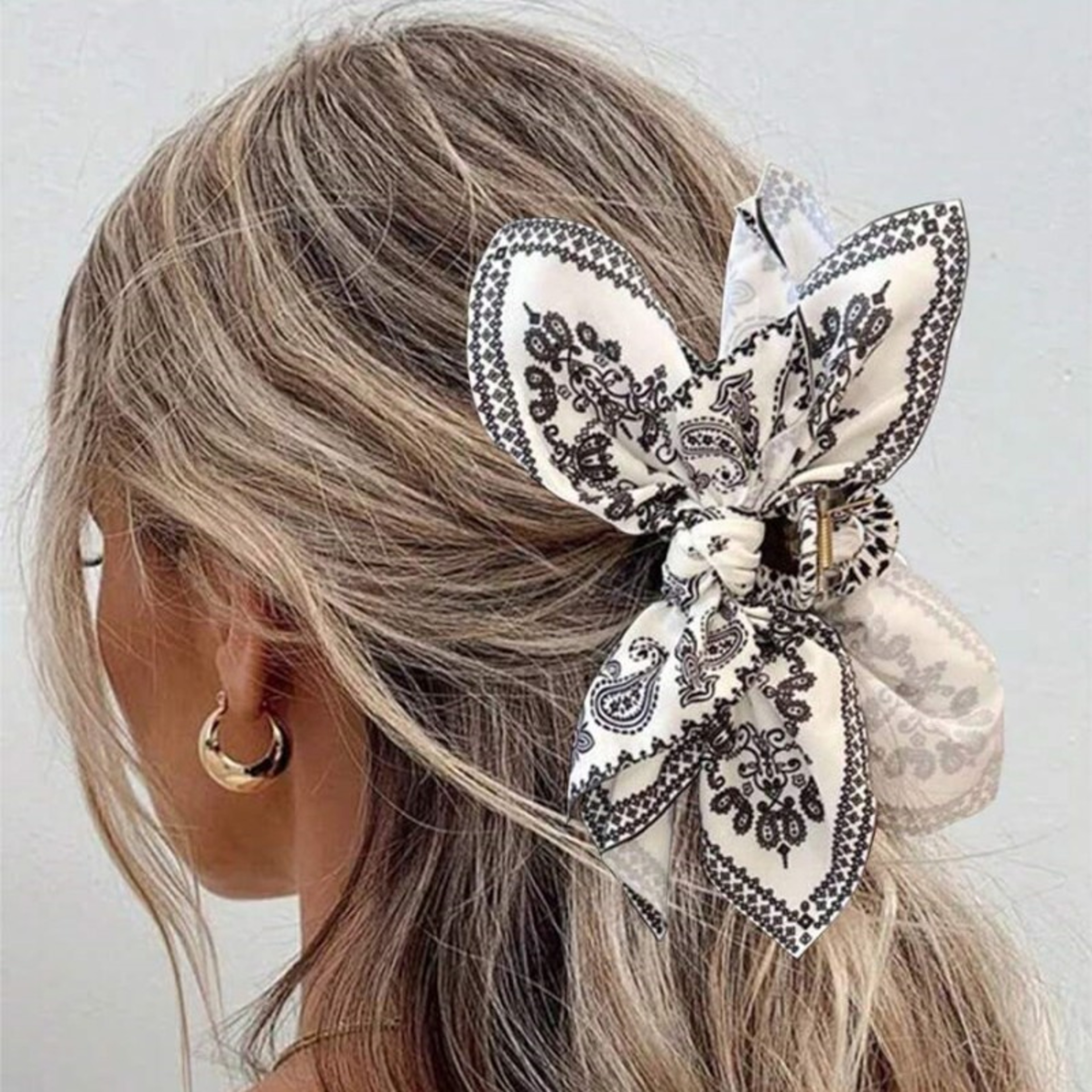 Elegant Paisley Bow Hair Clip Premium Summer Hair Accessories For Women 1