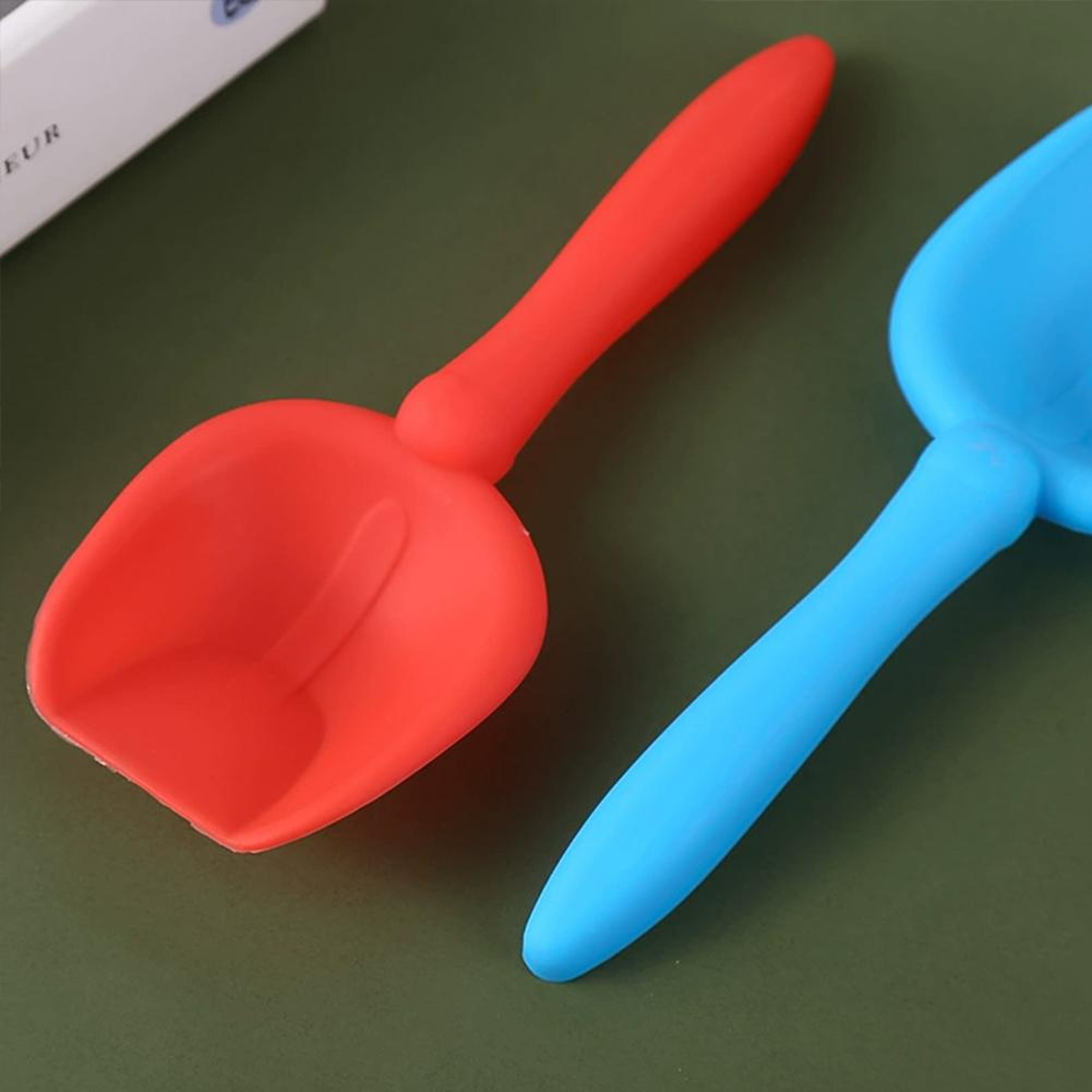 Kids Beach Shovel Sand Digging Toy For Beach Sandbox  Snow Play 4
