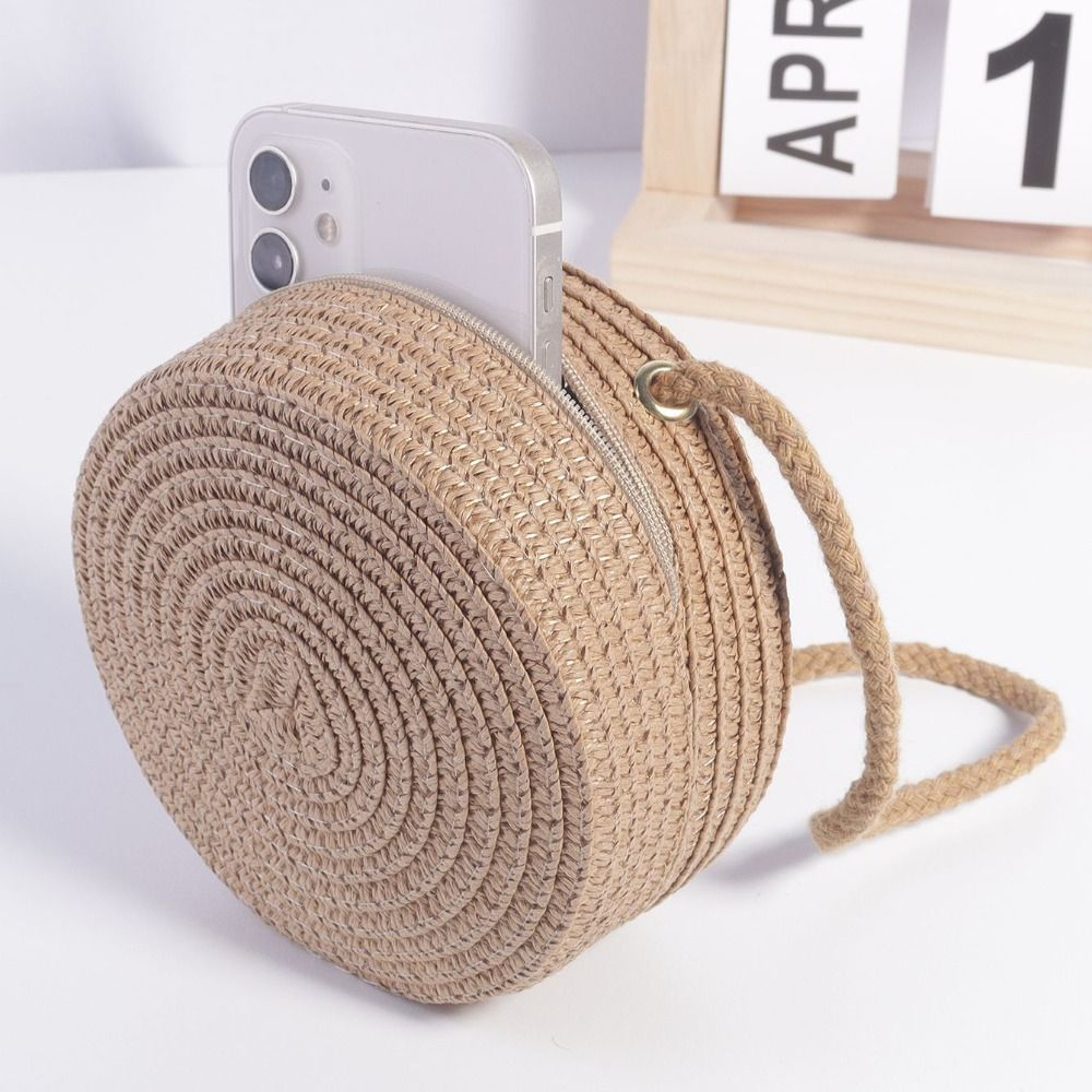 Kids Straw Bag With Lace Bow Lightweight Girls Crossbody Purse For Summer Beach Adventures 1