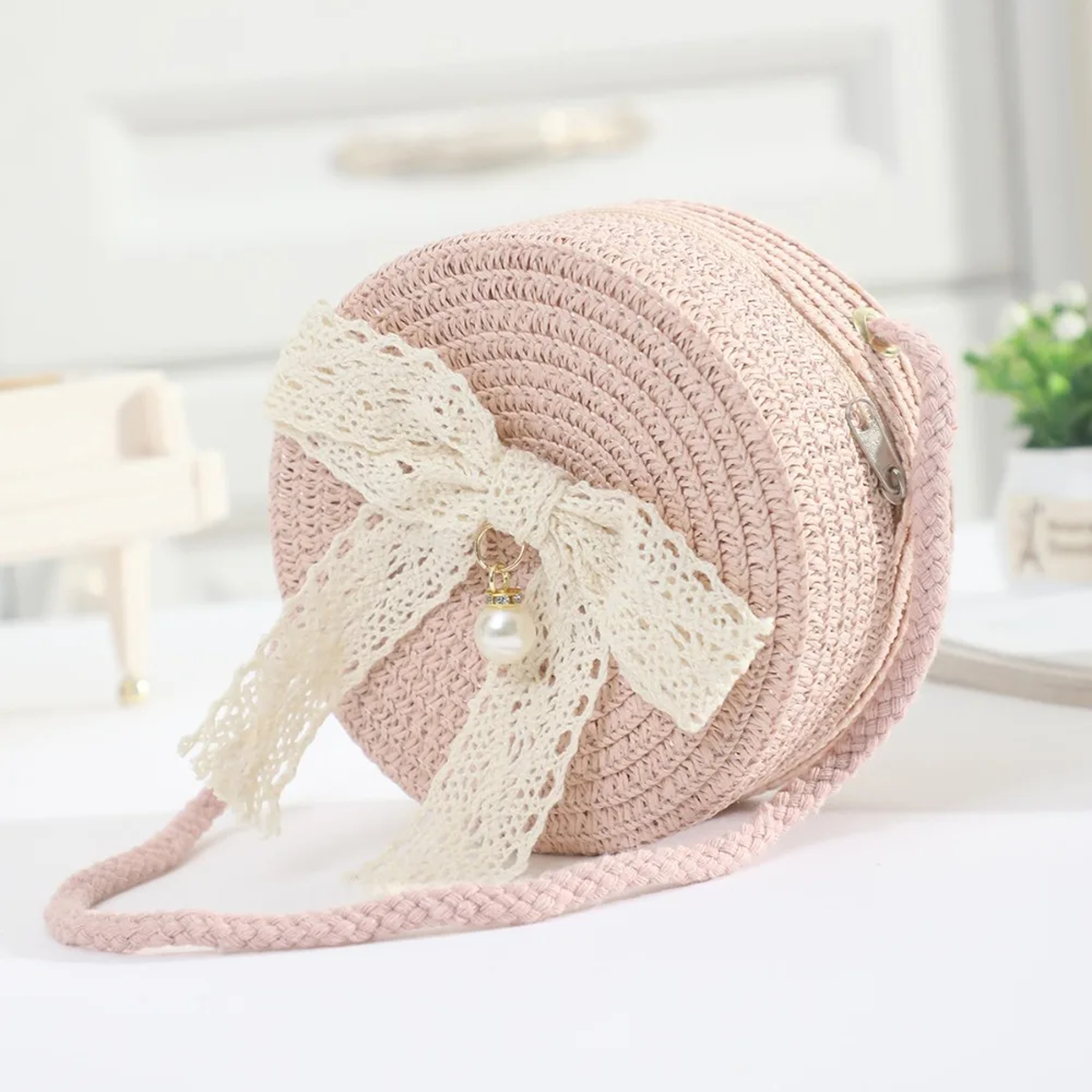 Kids Straw Bag With Lace Bow Lightweight Girls Crossbody Purse For Summer Beach Adventures 4