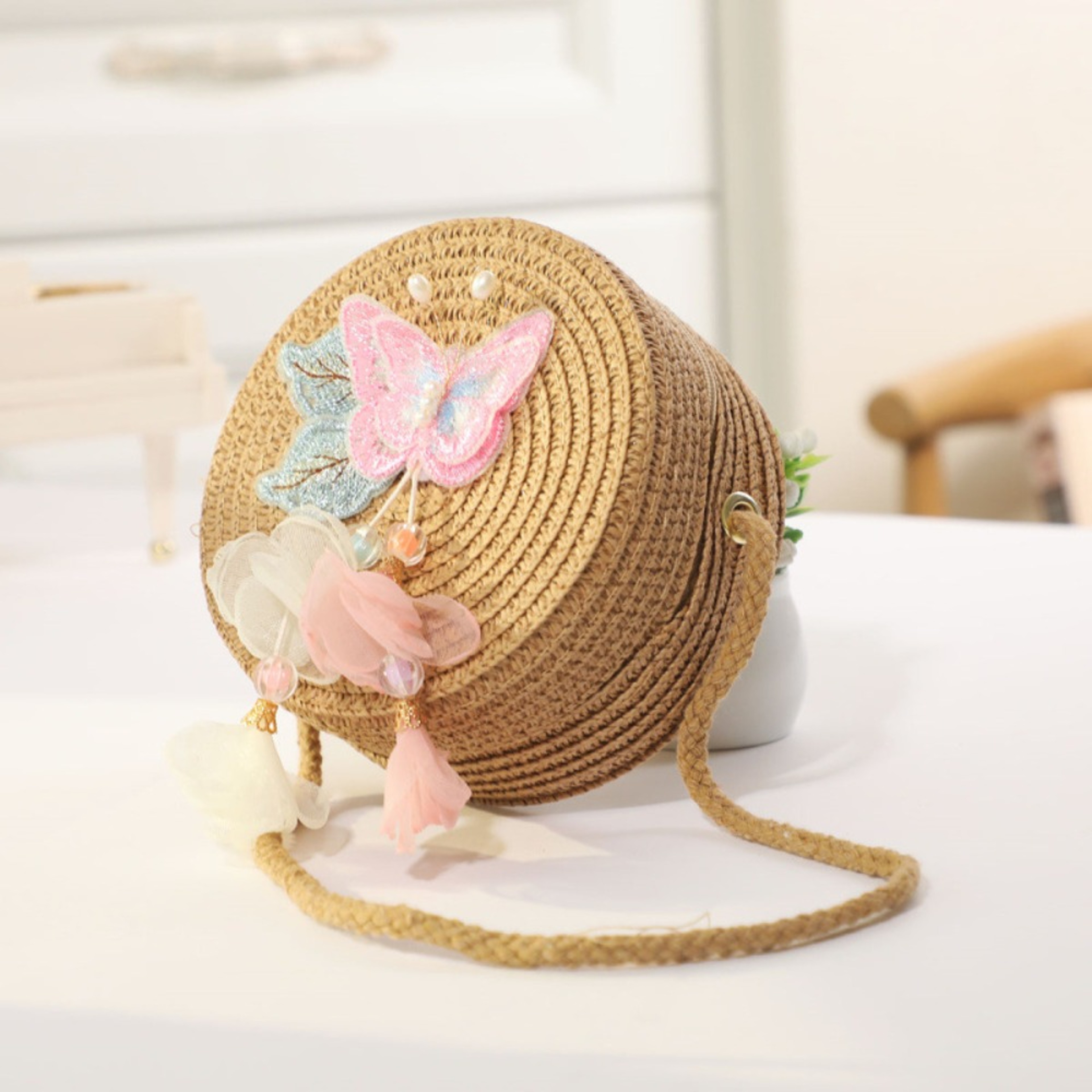 Kids Straw Bag With Lace Bow Lightweight Girls Crossbody Purse For Summer Beach Adventures 11