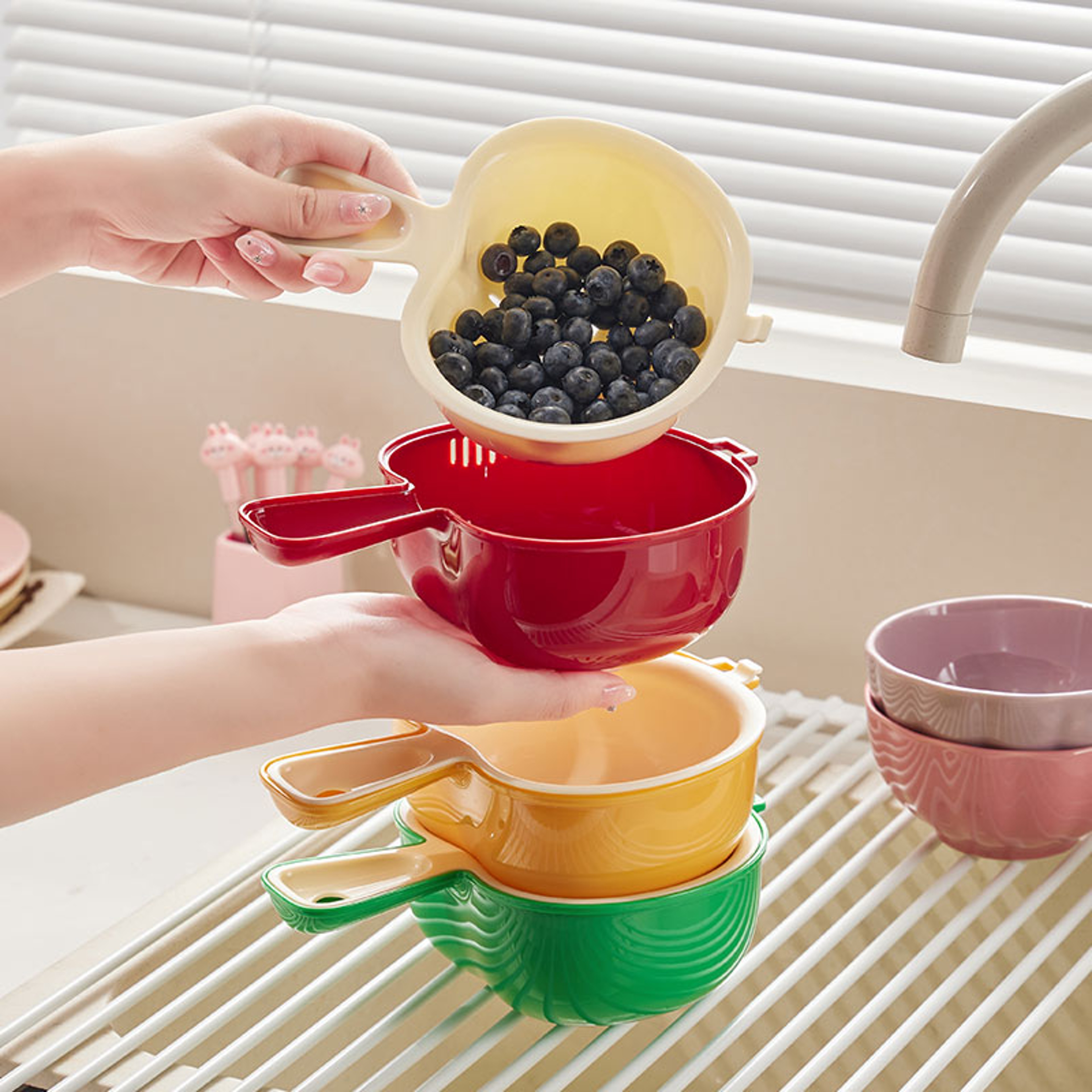 Double Layer Fruit Washing Basket with Drain Strainer for Berries and Fresh Produce – view 1