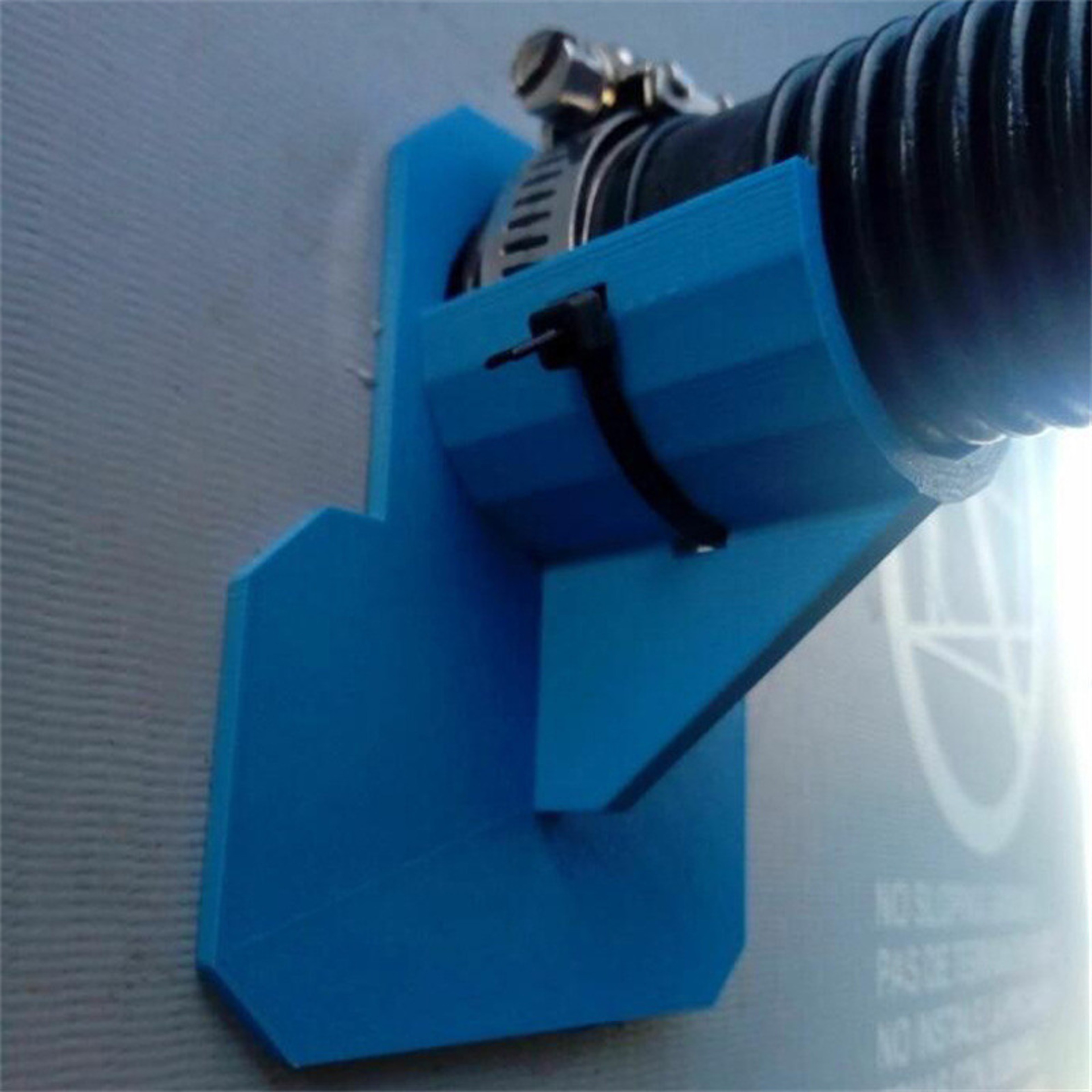 Swimming Pool Pipe Holder Mount For Hoses With Cable Tie 5