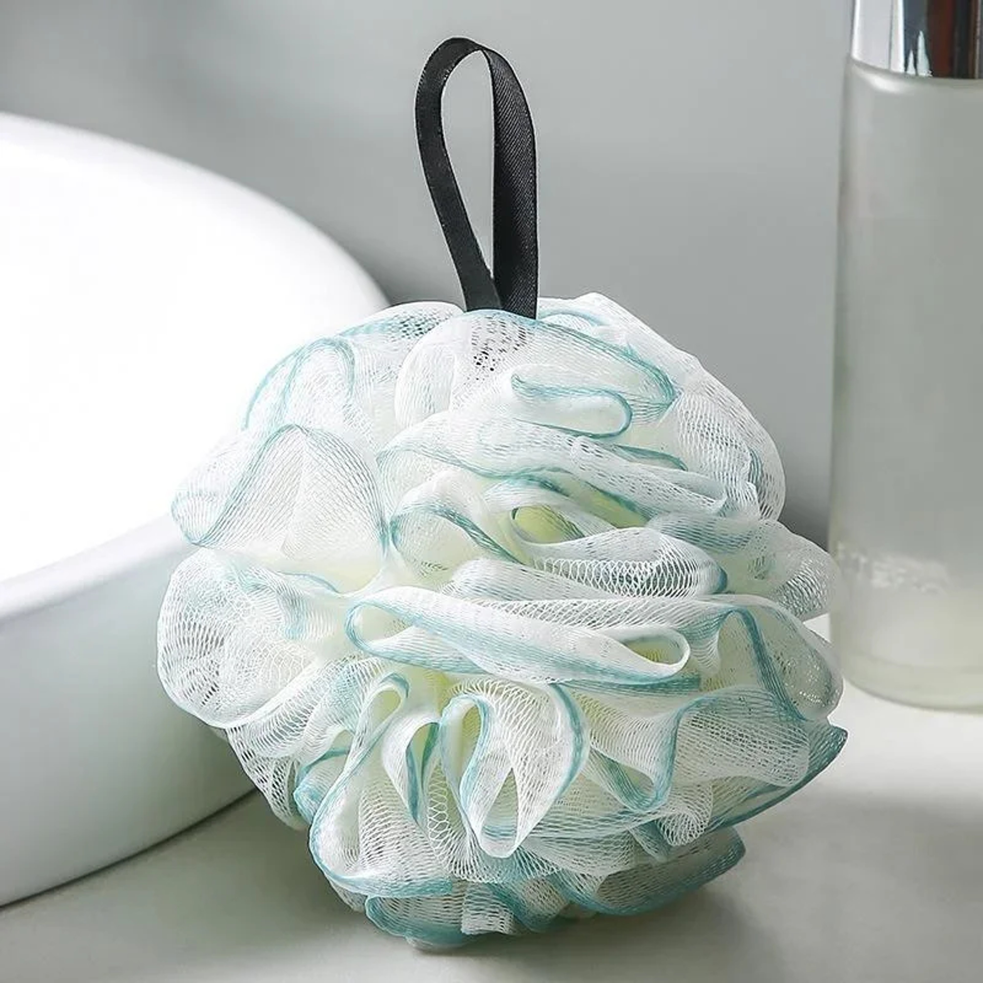 Luxury Mesh Bath Sponge Body Scrubber For Rich Lather  Gentle Exfoliation 1