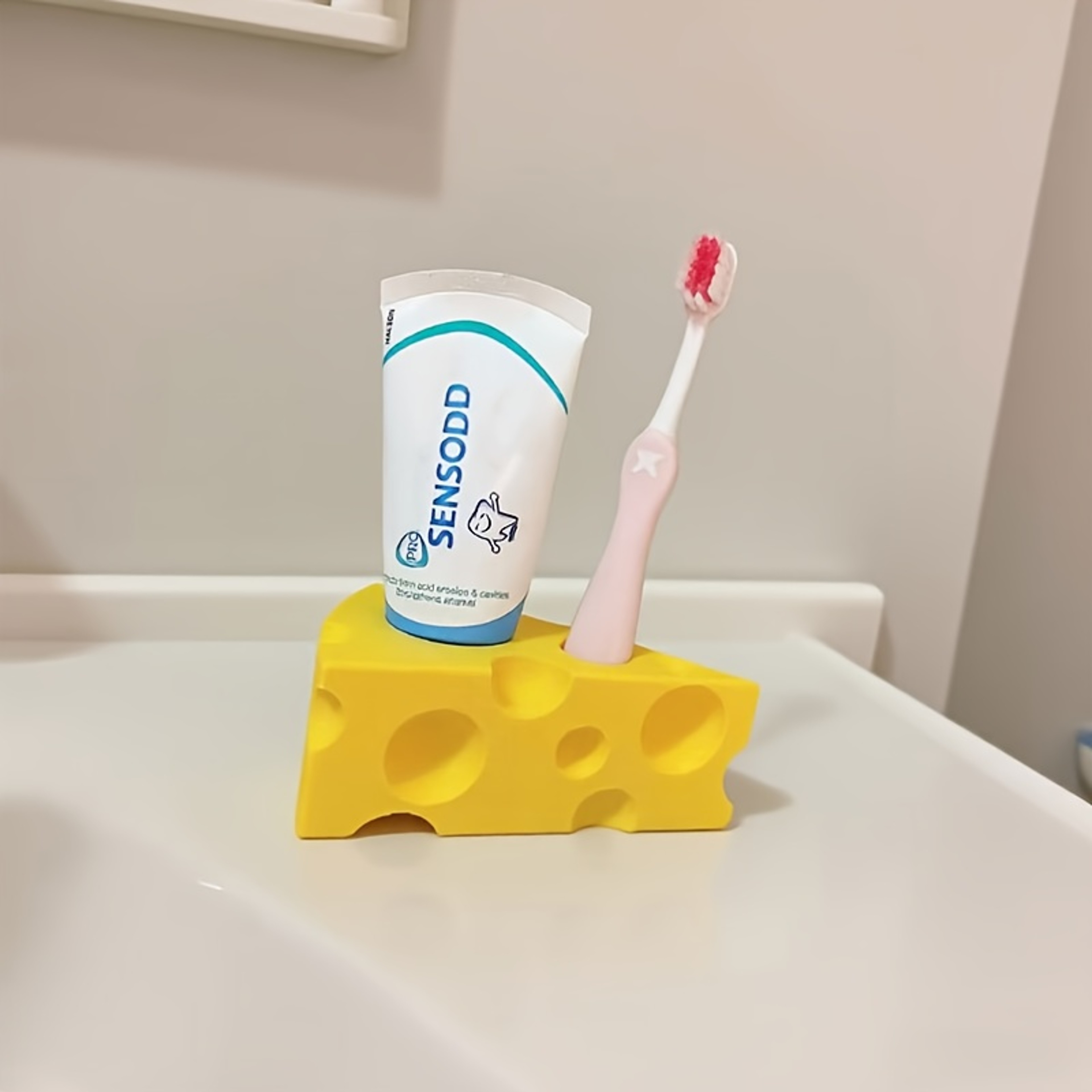 Cute Cheese Toothbrush Holder With Toothpaste Organizer For Fun Bathroom Storage 4