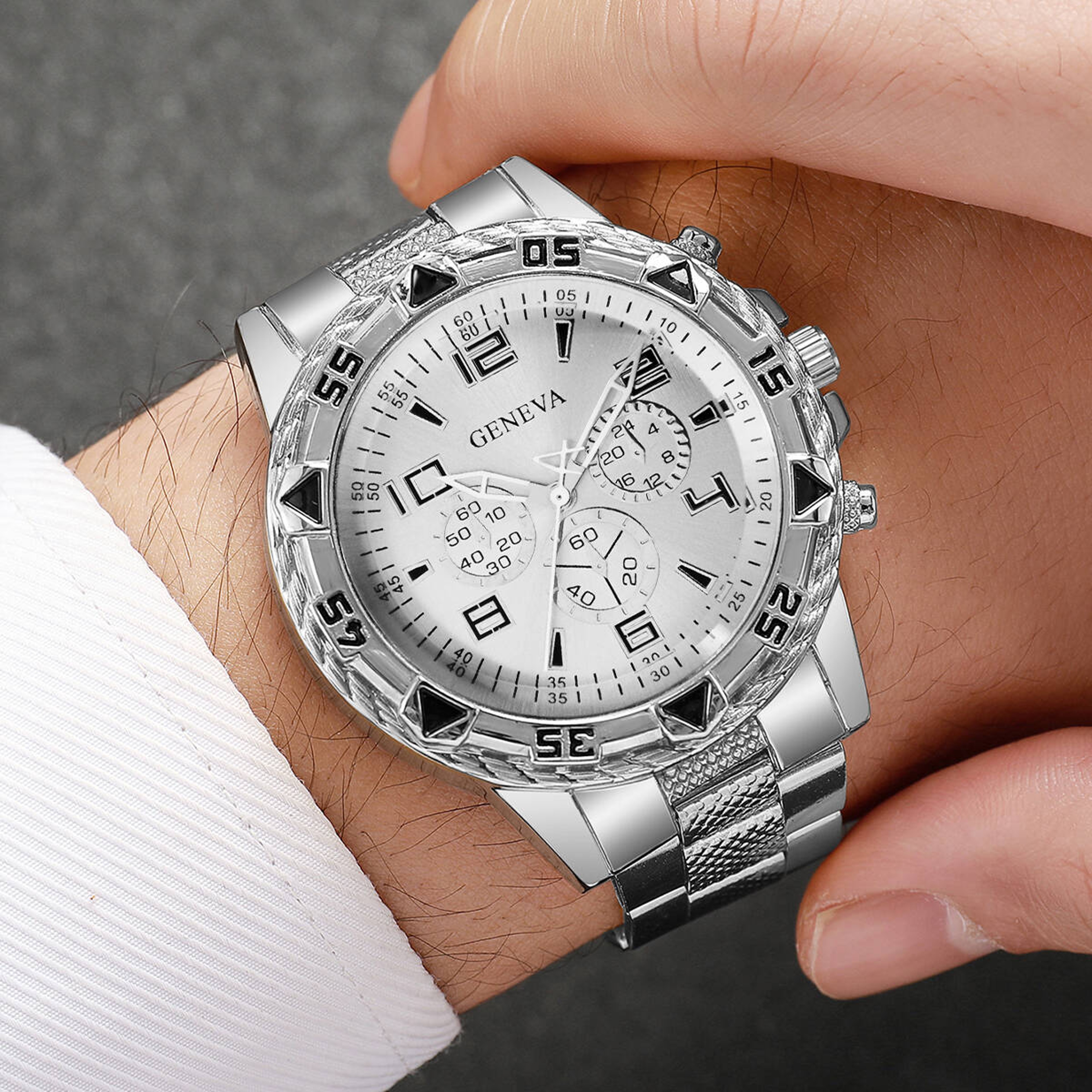 Executive Mens Quartz Watch With Large Dial Business Style Timepiece 7