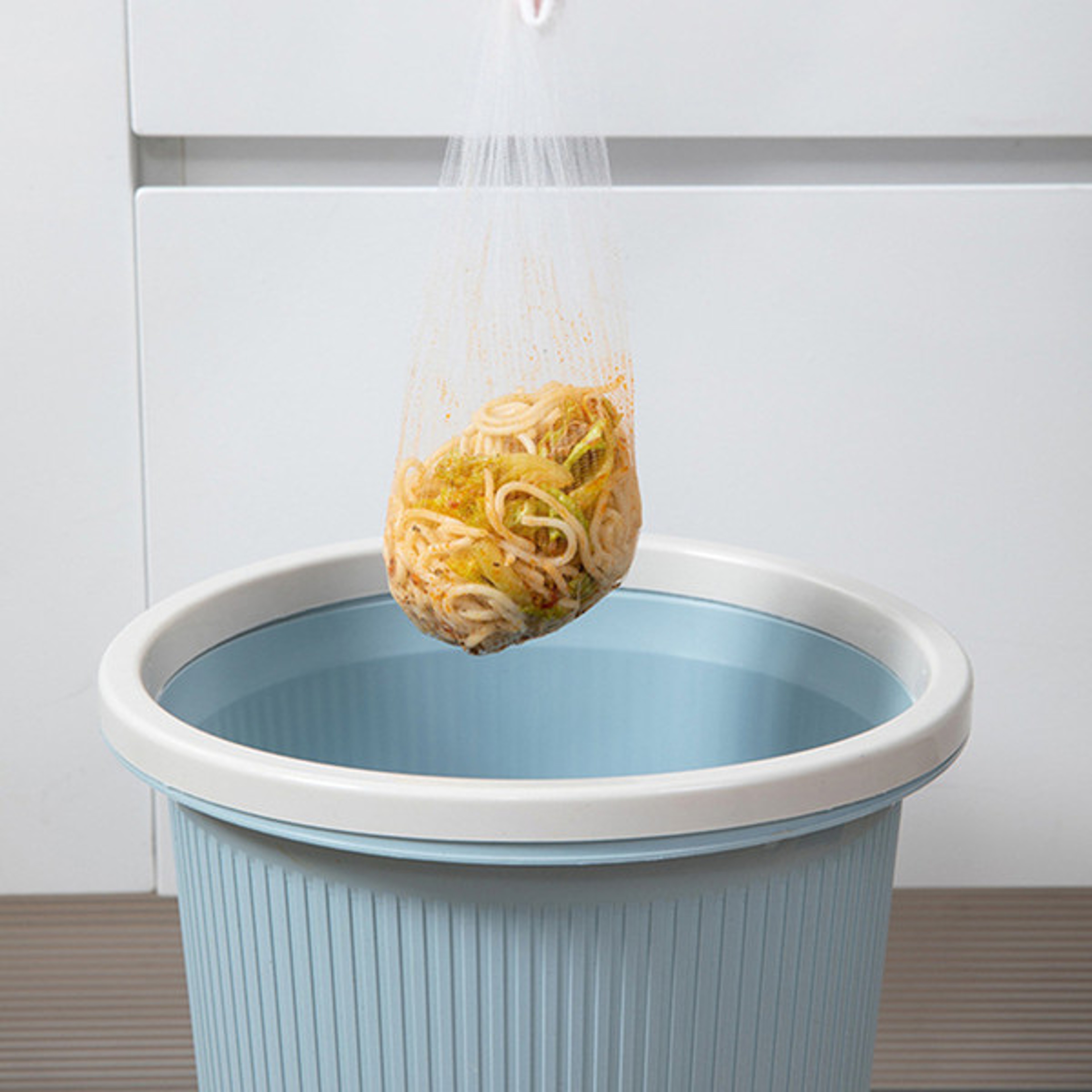 Kitchen Triangle Sink Filter With Net (5).jpg