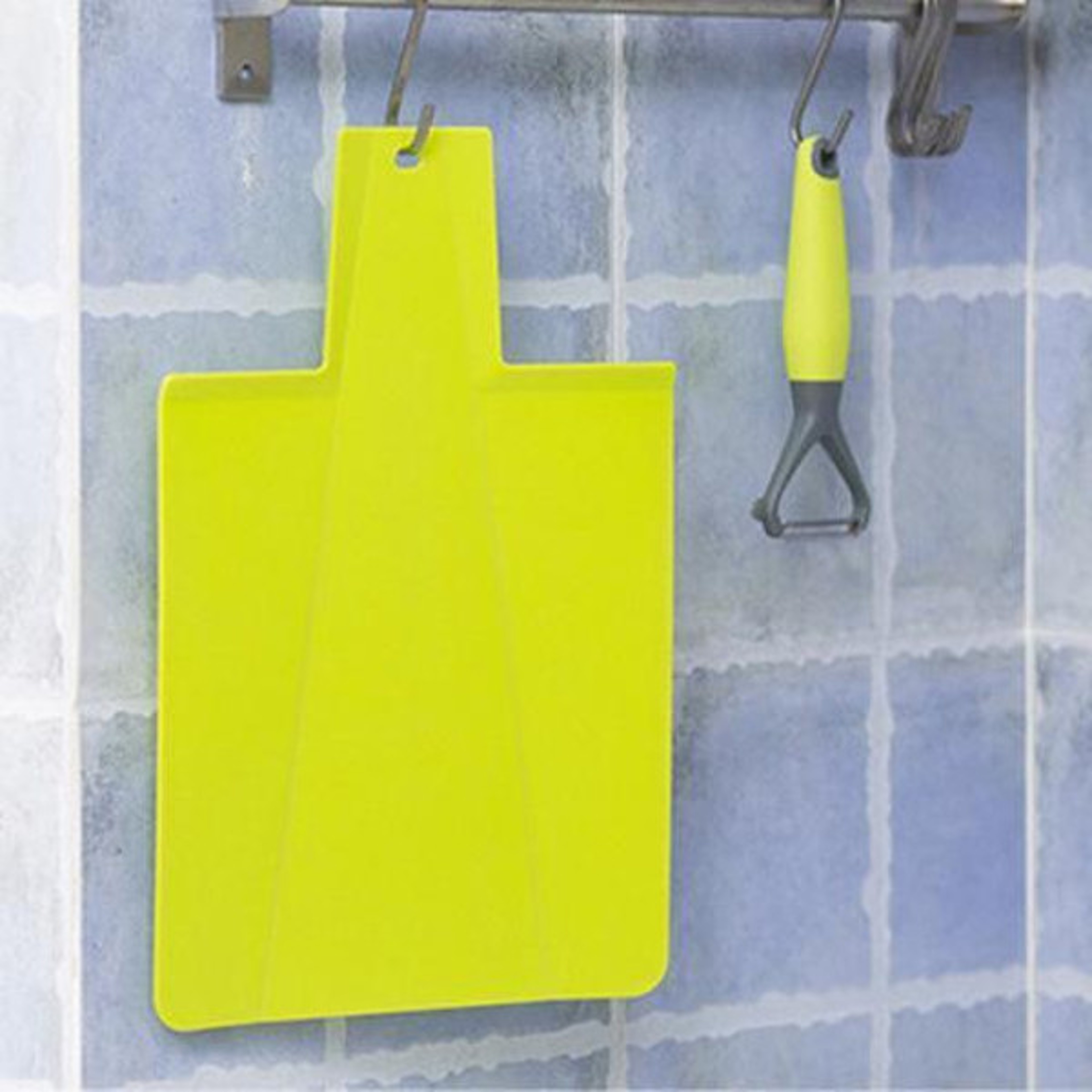 Folding Cutting Board (3).jpg
