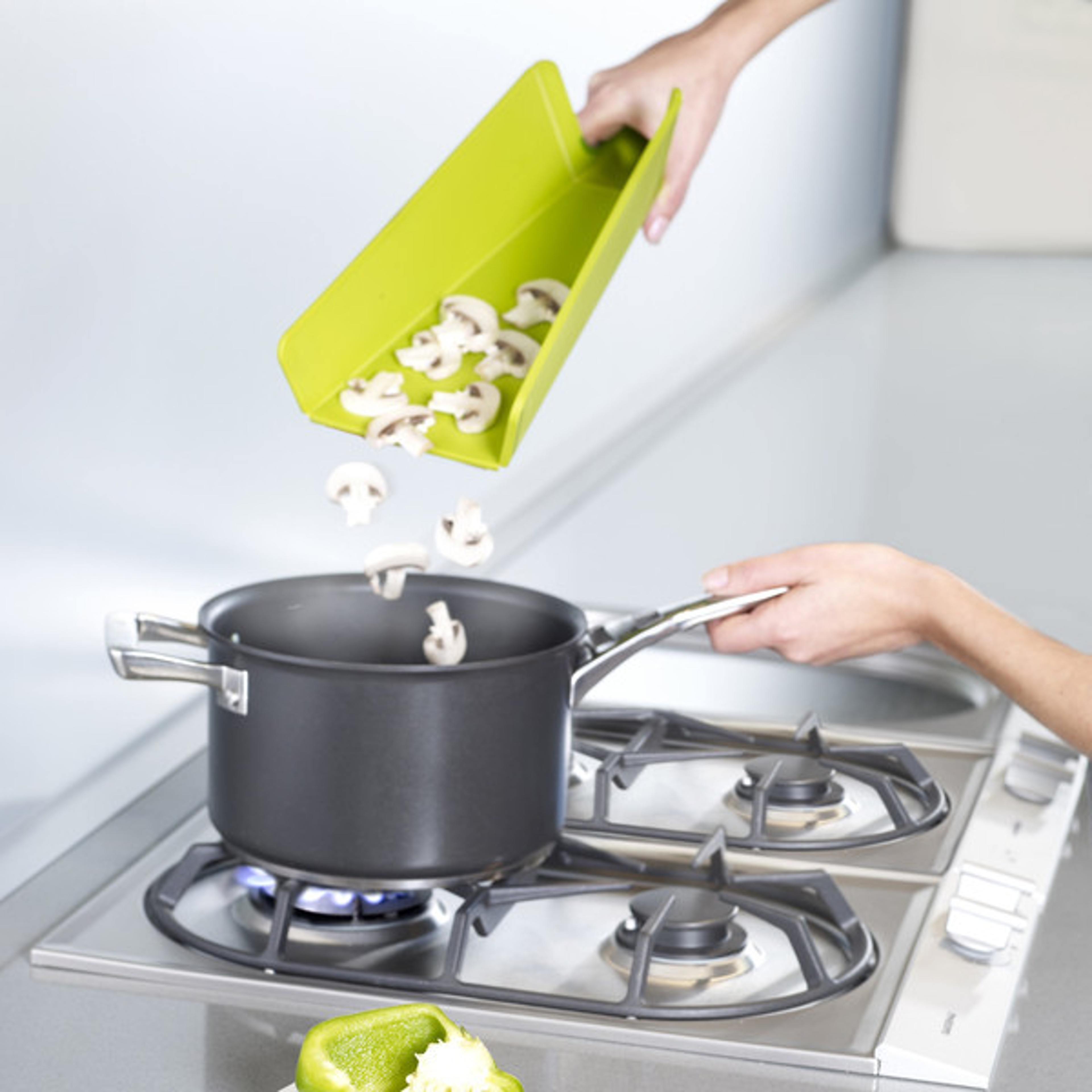 Folding Cutting Board (5).jpg