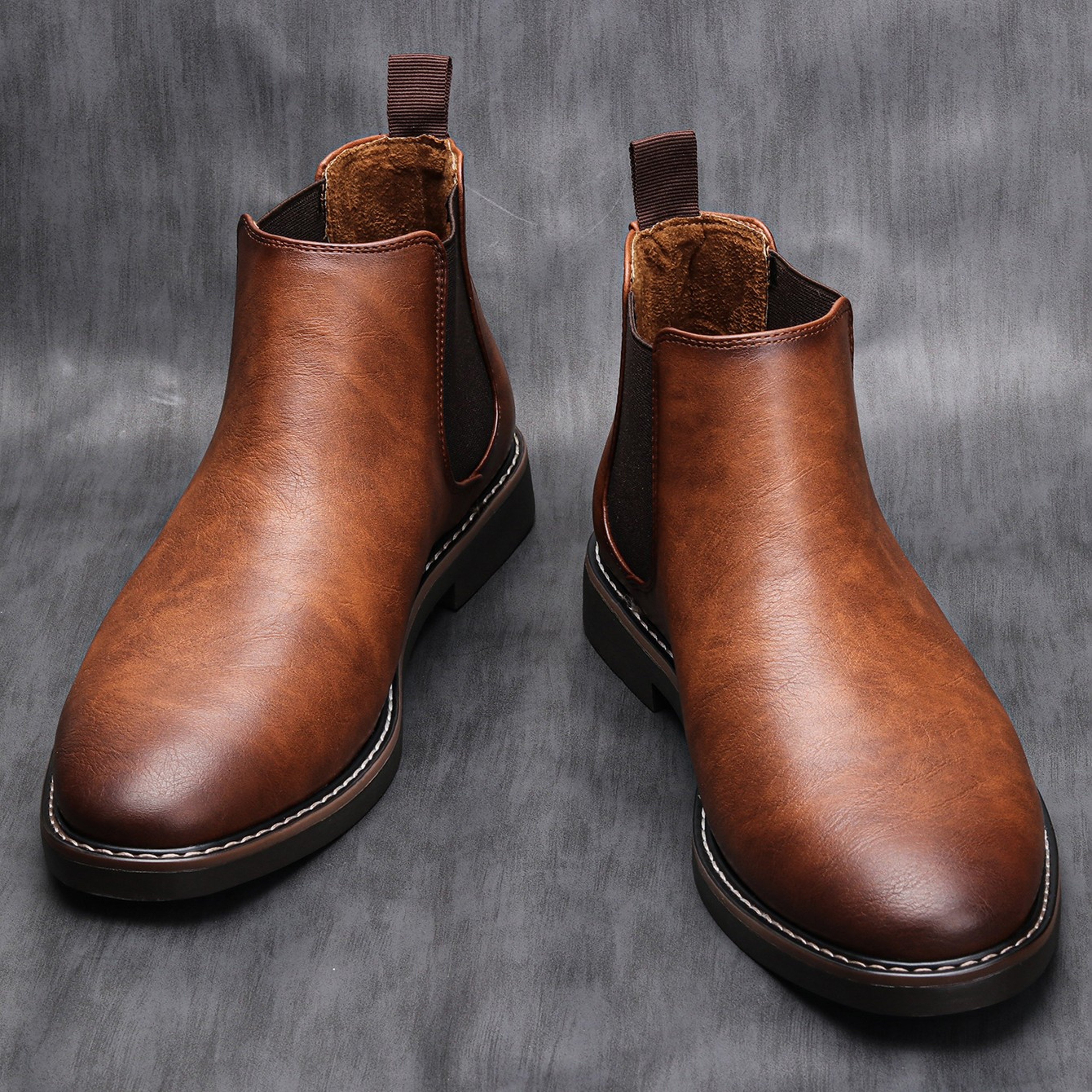 Classic Leather Chelsea Boots for Men Comfortable & Stylish Ankle Boots for Smart Casual & Winter Wear – view 2