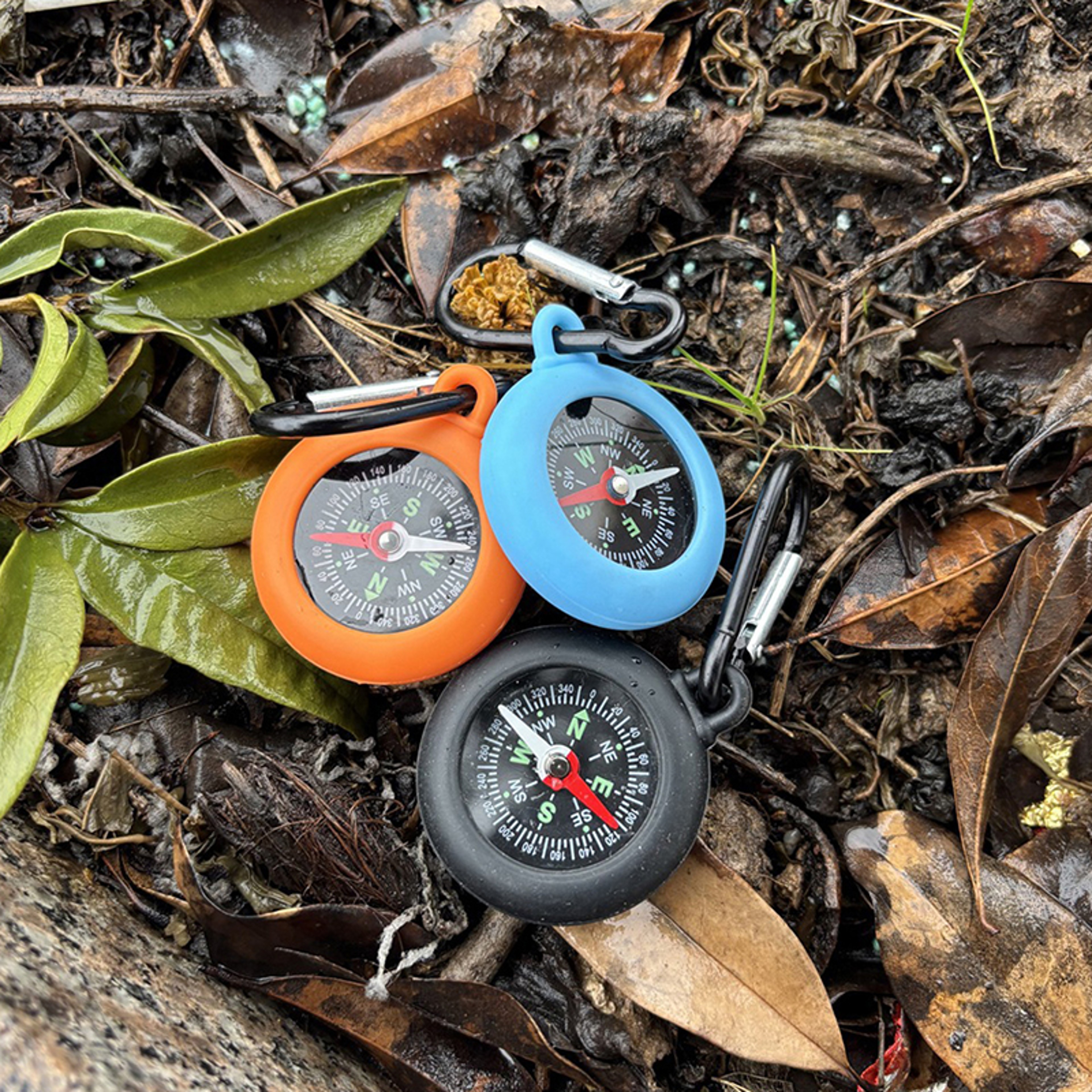 TrailClip Carabiner Compass Mini Camping Compass For Hiking And Bushcraft 2