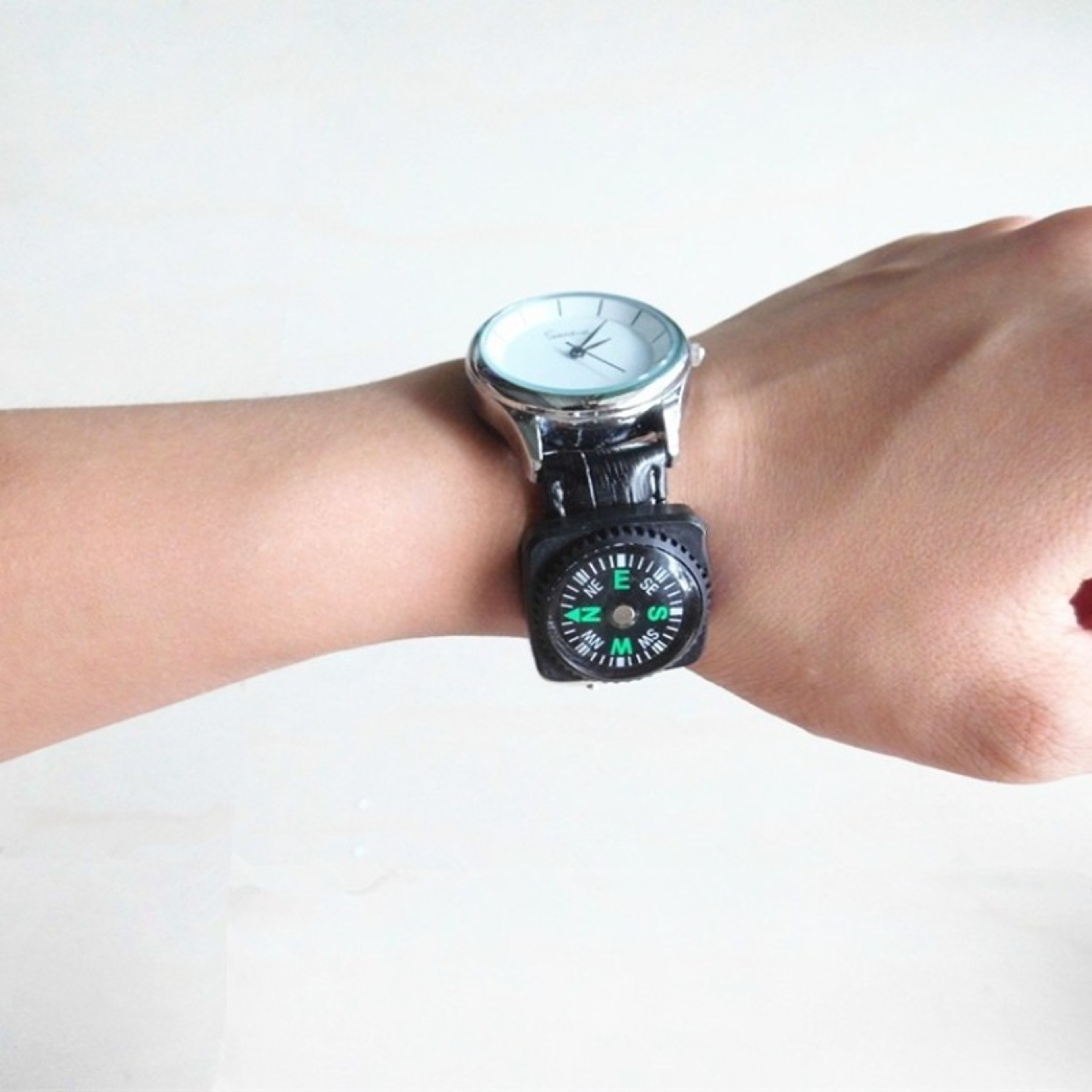 Mini Watch Band Compass For Hiking Camping And Survival 2