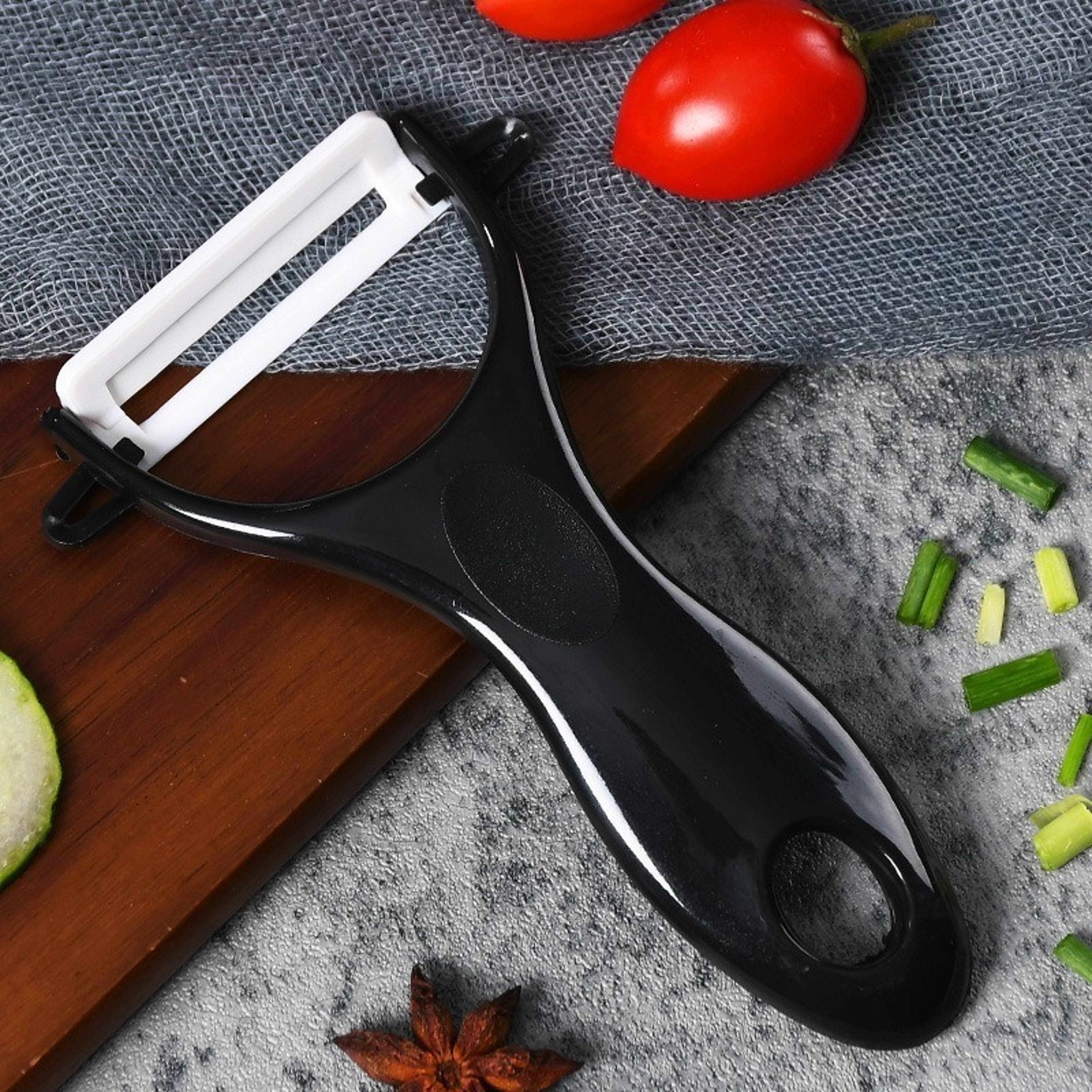 Ceramic Blade Vegetable Peeler Ergonomic Kitchen Tool For Potatoes Carrots  Fruits 9