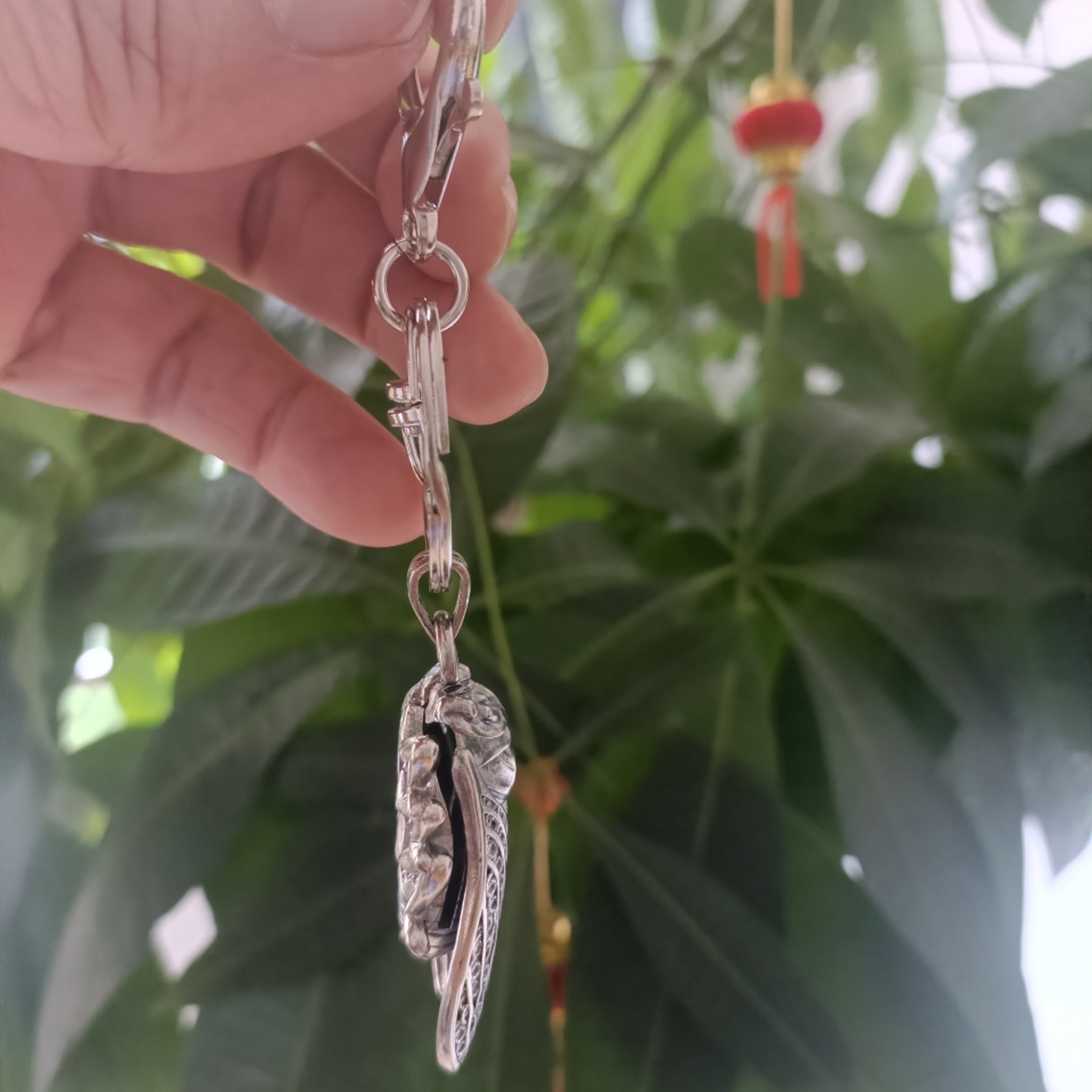Unique Keychain for Men and Women Fashionable Animal Keyring Gift – view 2