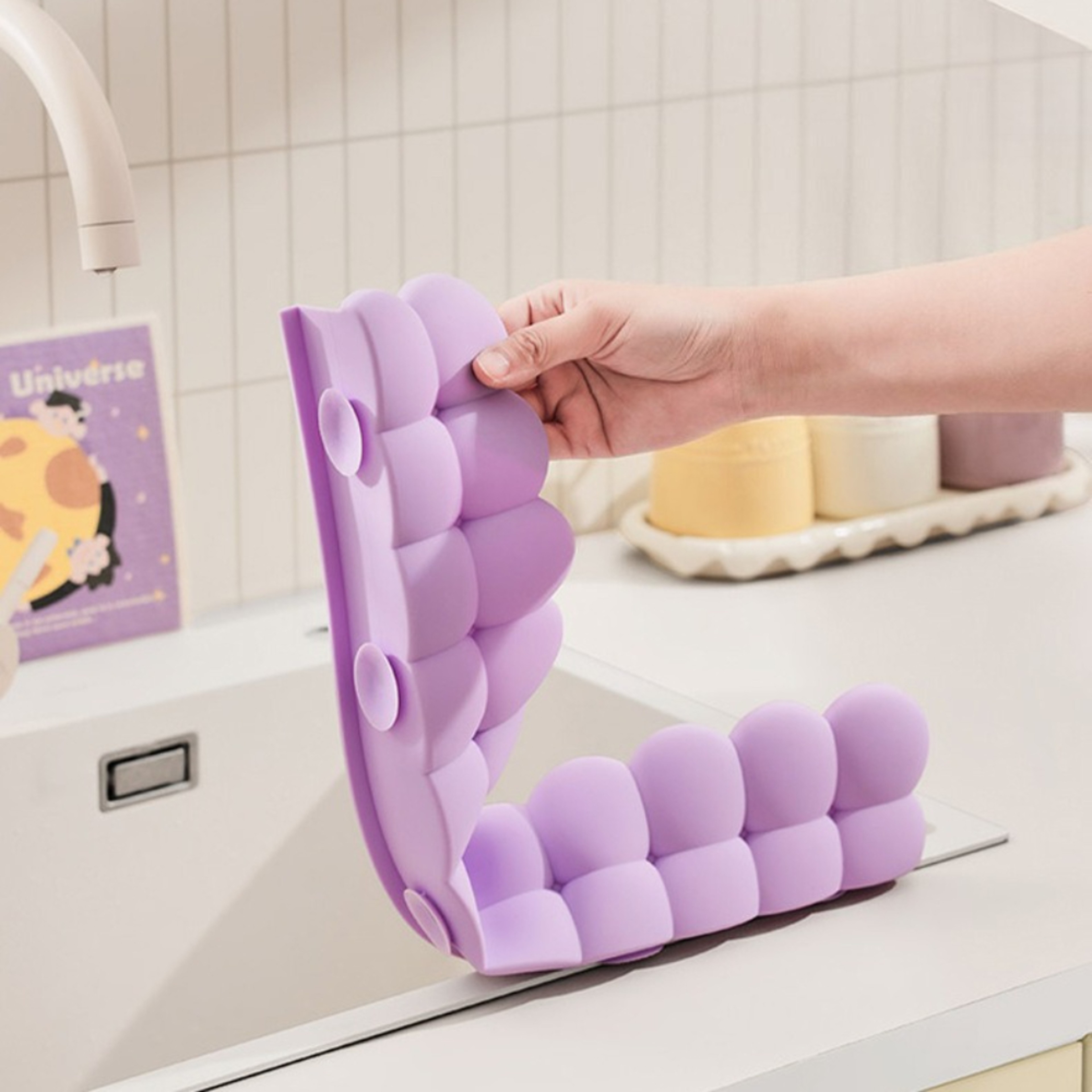 Premium Silicone Sink Splash Guard  Kitchen Sink Splash Protector 4