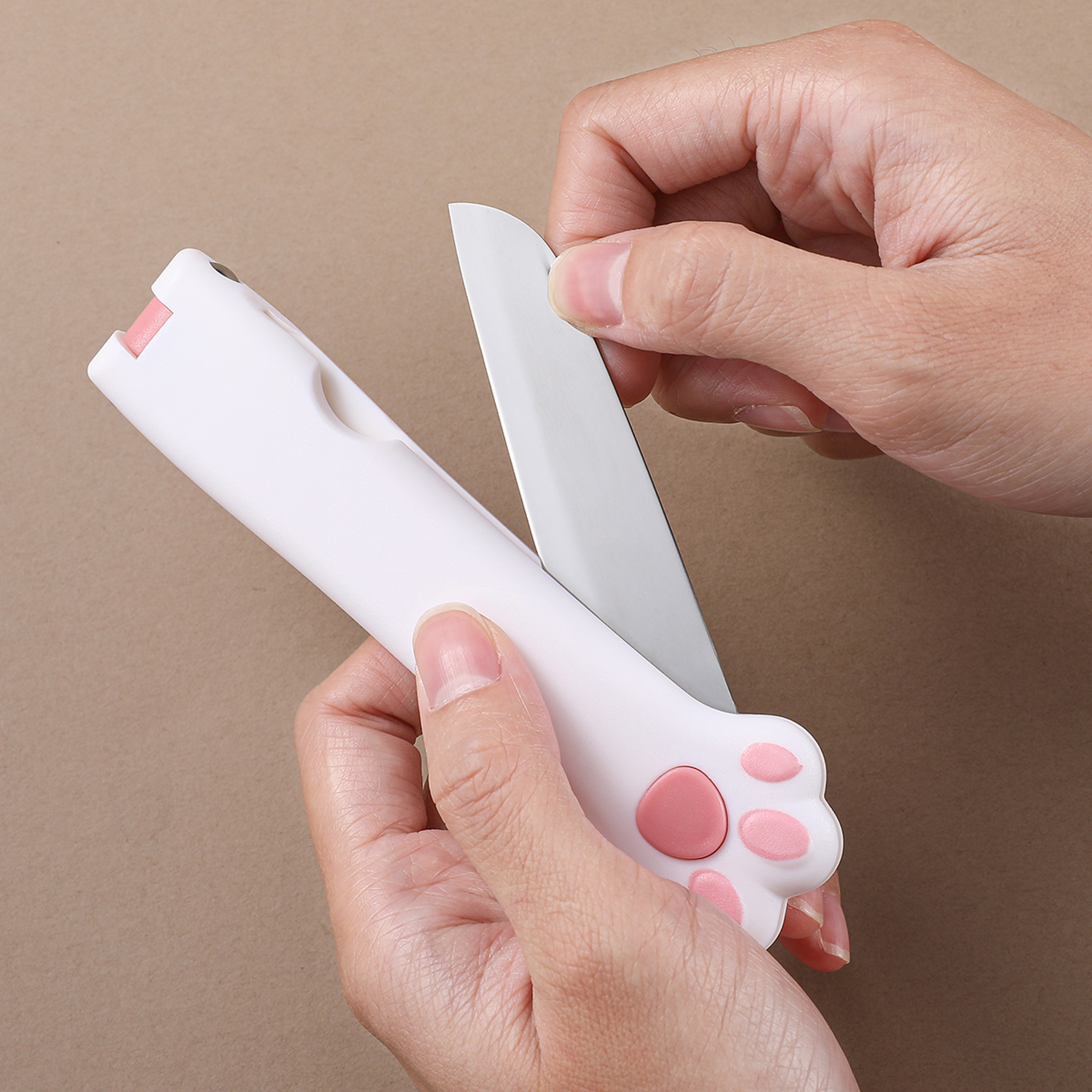 Portable Fruit Peeler Knife  Folding Kitchen Gadget Stainless Steel Peeler  Cutting Tool 2
