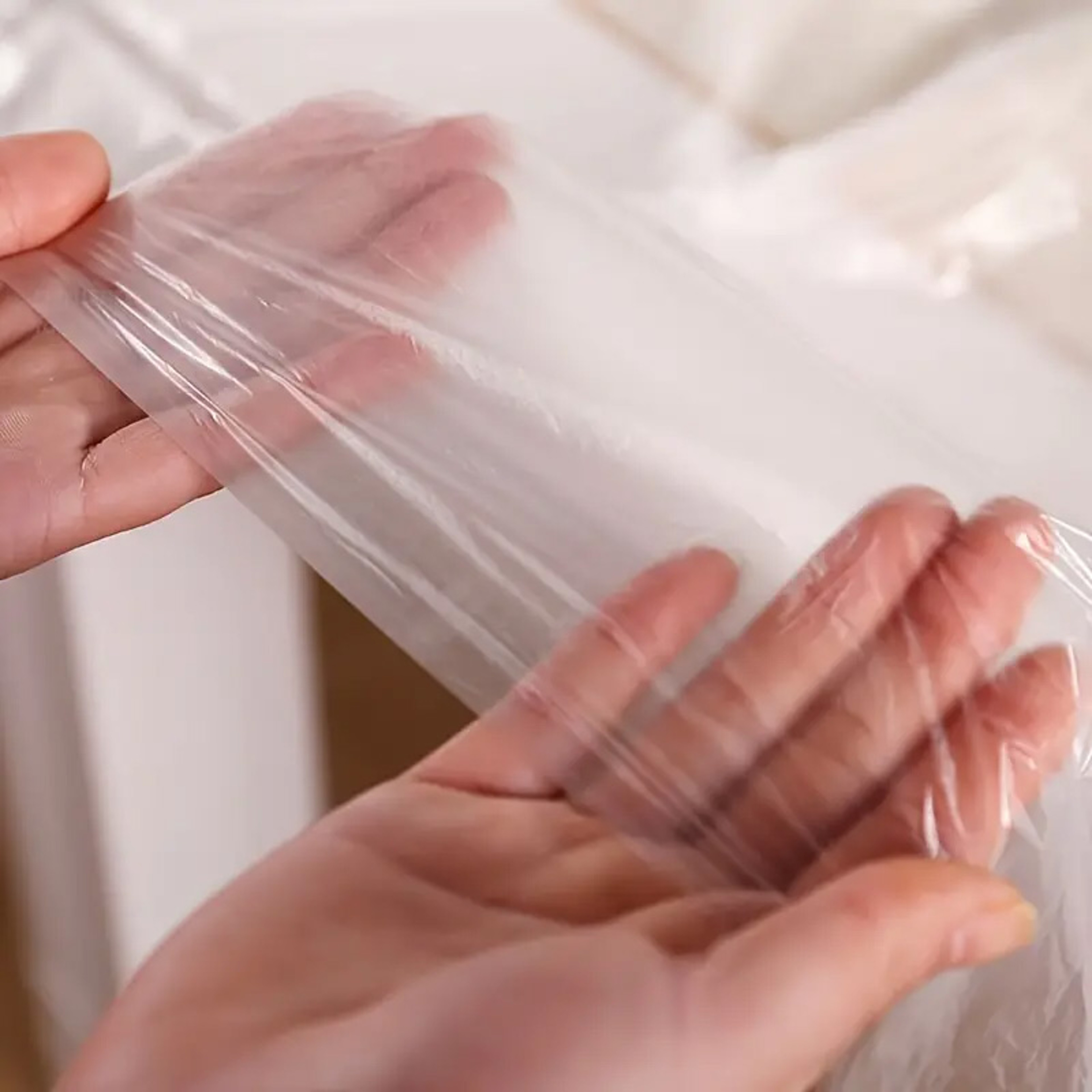 Thick Disposable Plastic Tablecloths Waterproof  Oil Resistant Covers For Party And Banquet 3
