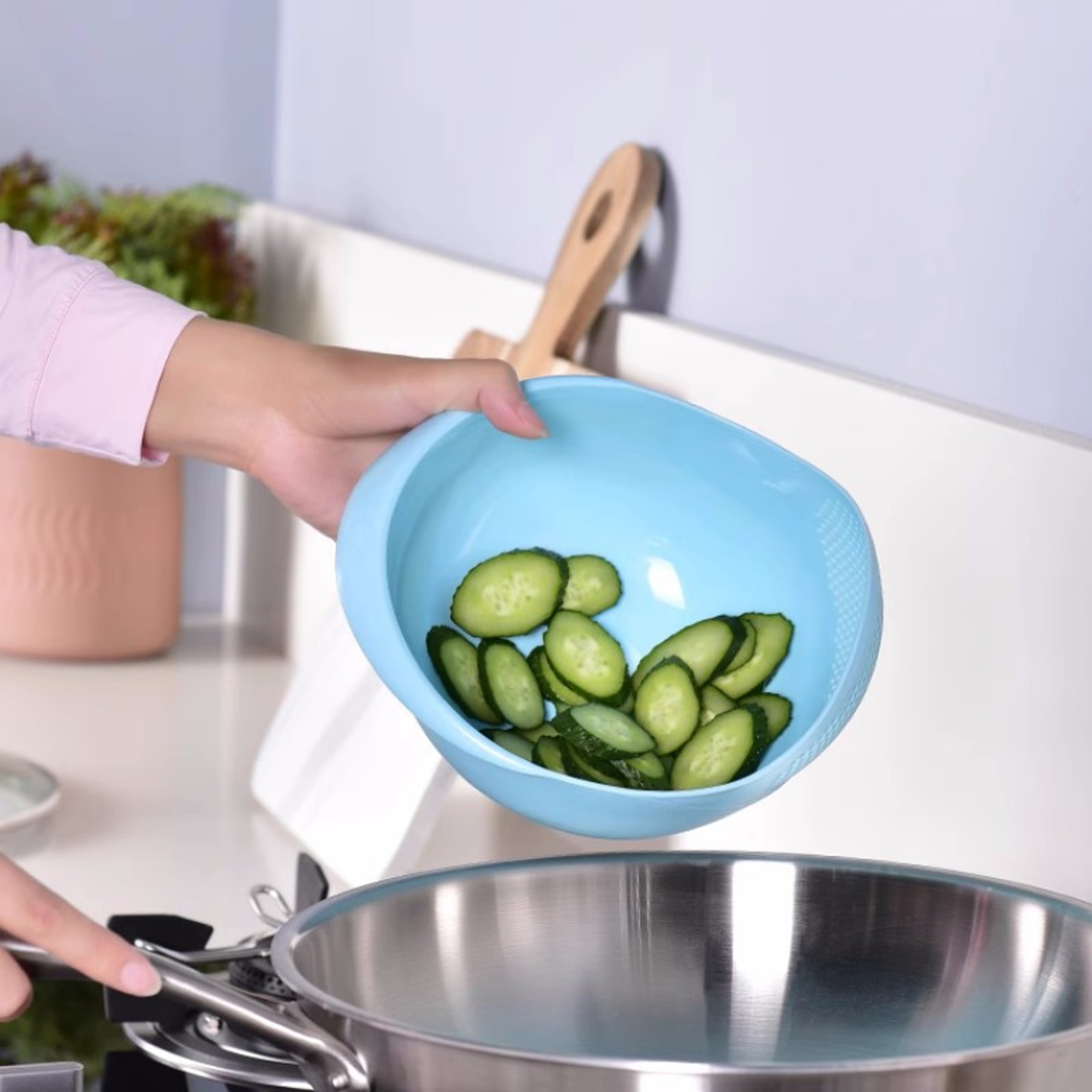 Multifunction Kitchen Rice  Vegetable Strainer Colander With Handles 4