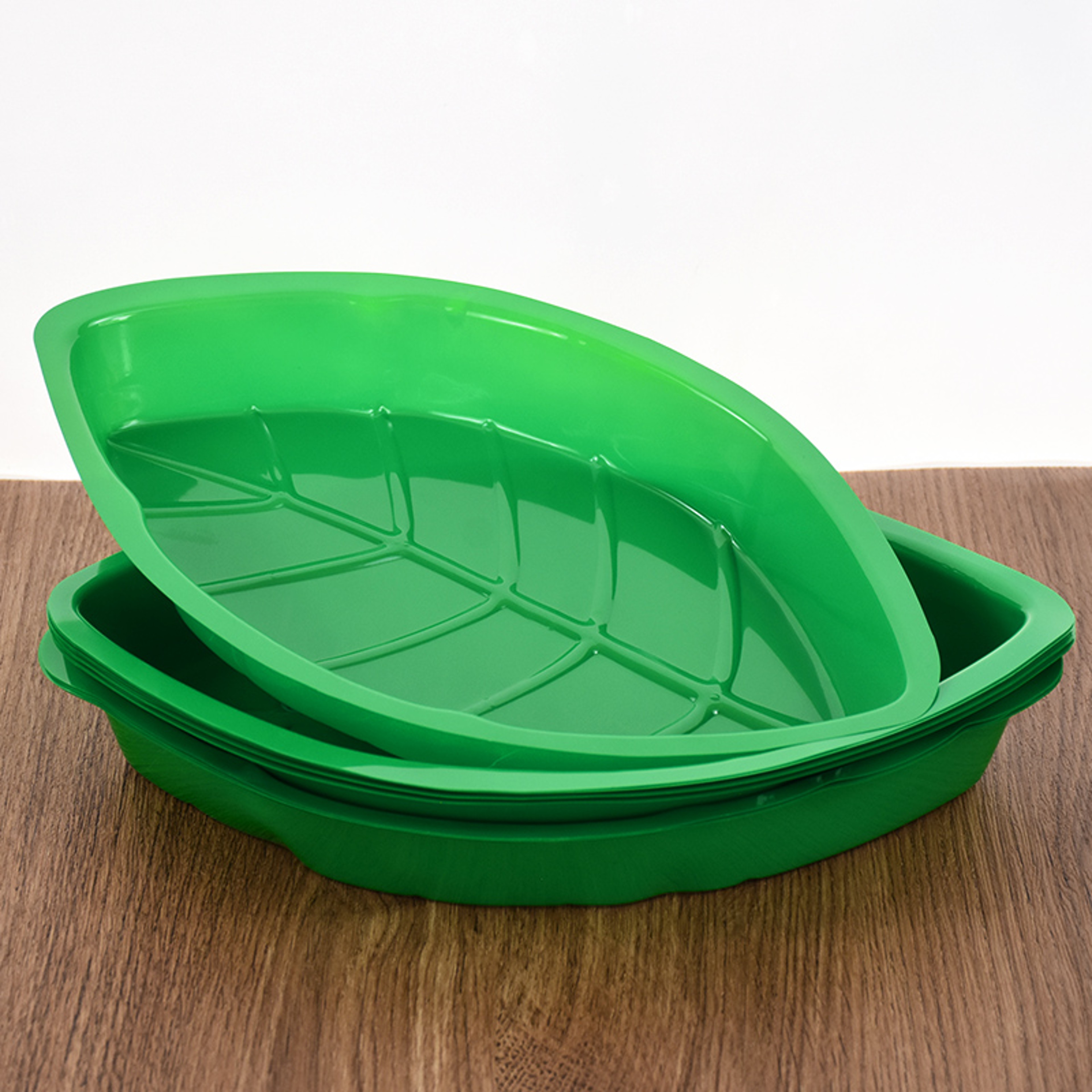 Green Palm Leaf Serving Trays Eco Friendly Party Plates – view 1