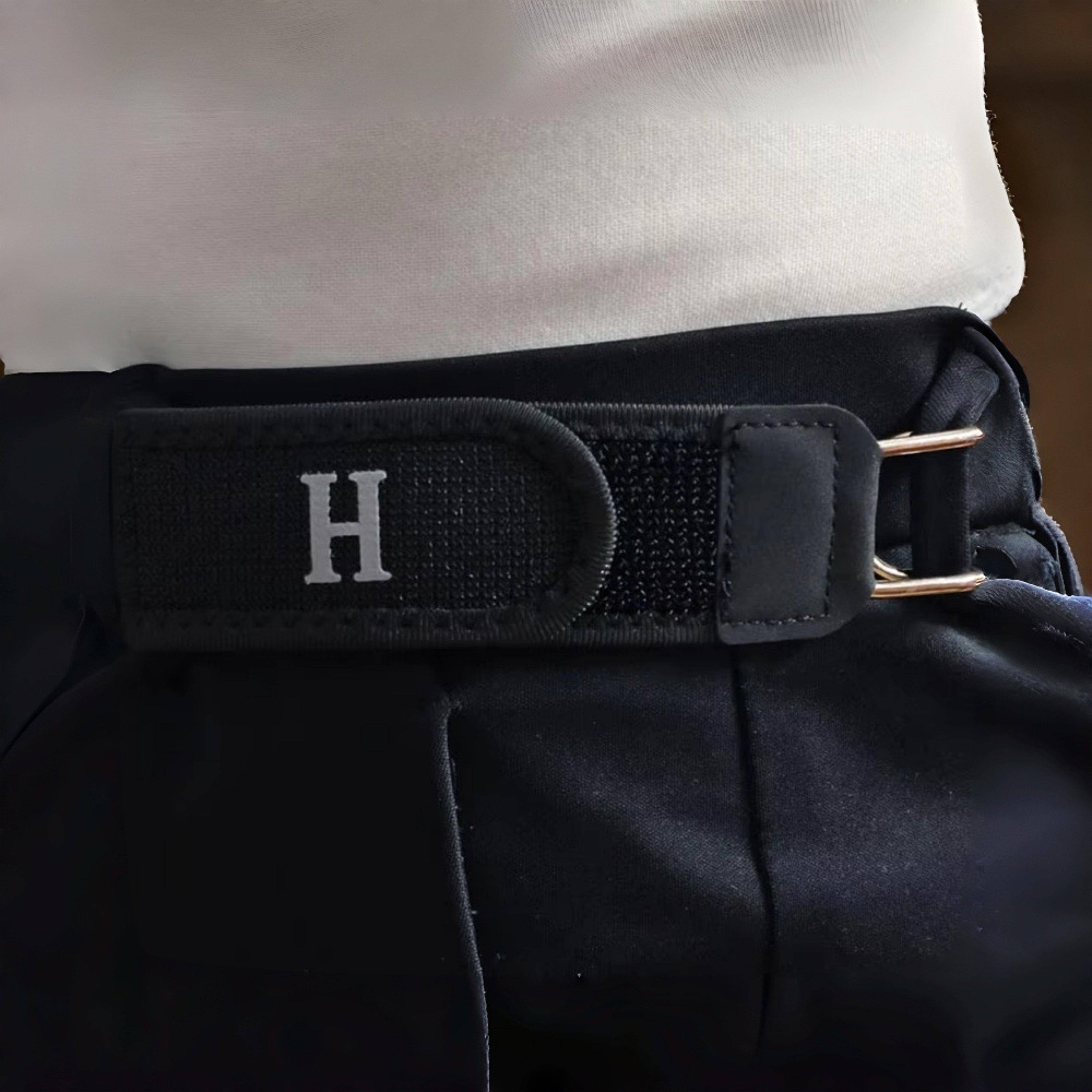 Adjustable Buckle less Belt with Elastic Velcro Hook for All Day Comfort and Invisible Fit – view 4