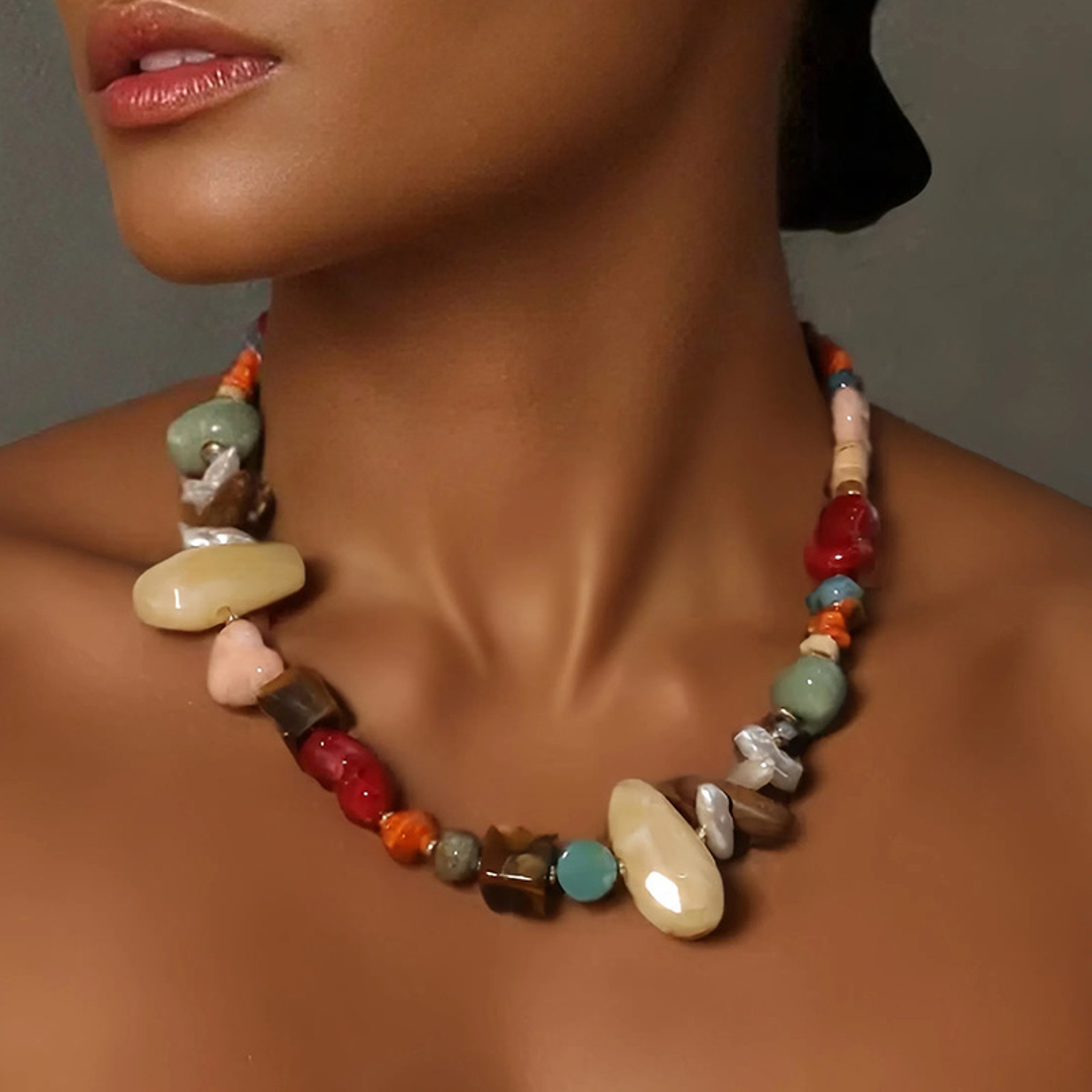 Bohemian Colored Resin Beaded Adjustable Choker Necklace for Women Vintage Acrylic Jewelry – view 1