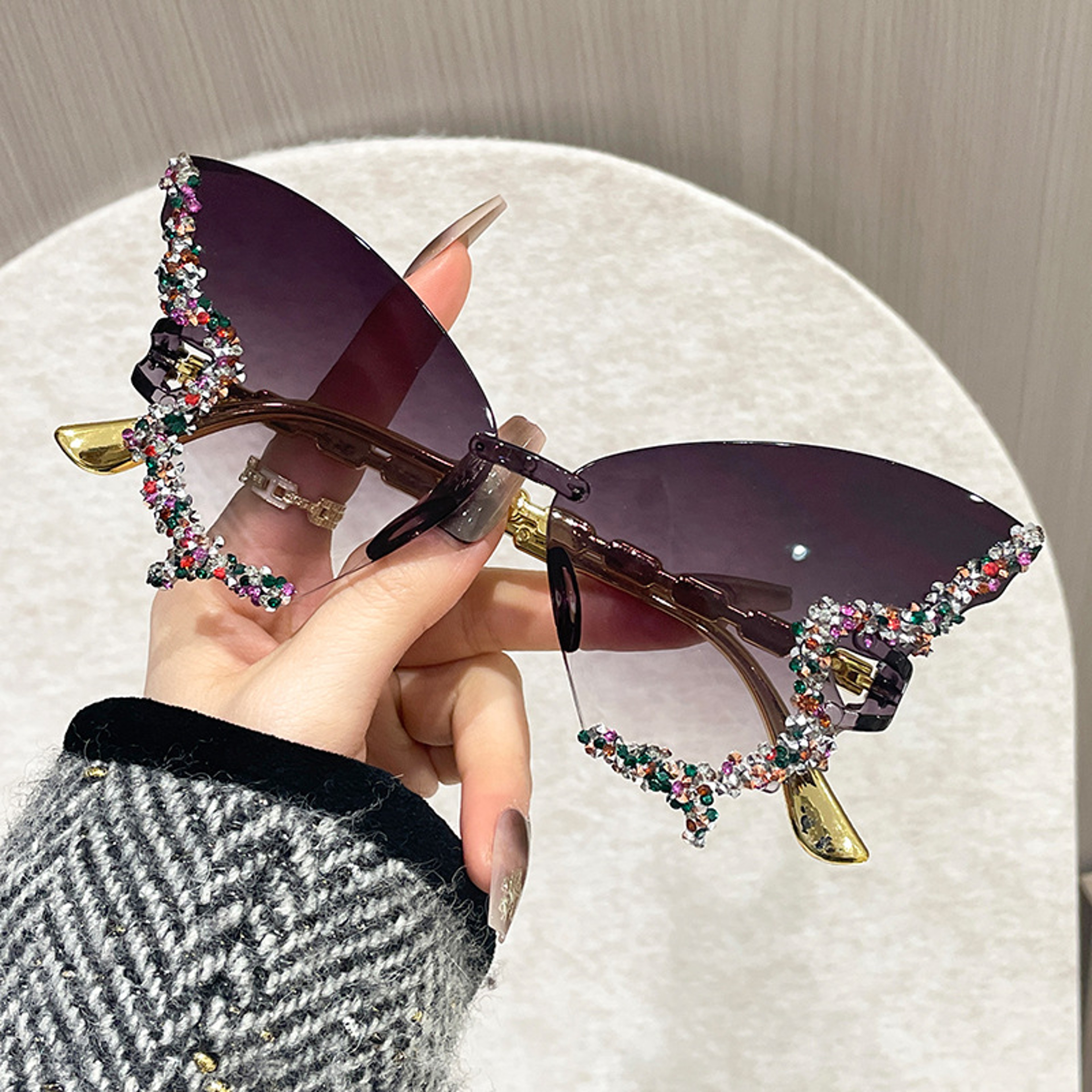 Rimless Butterfly Cat Eye Sunglasses Small Ellipse Fashion Shades – view 1