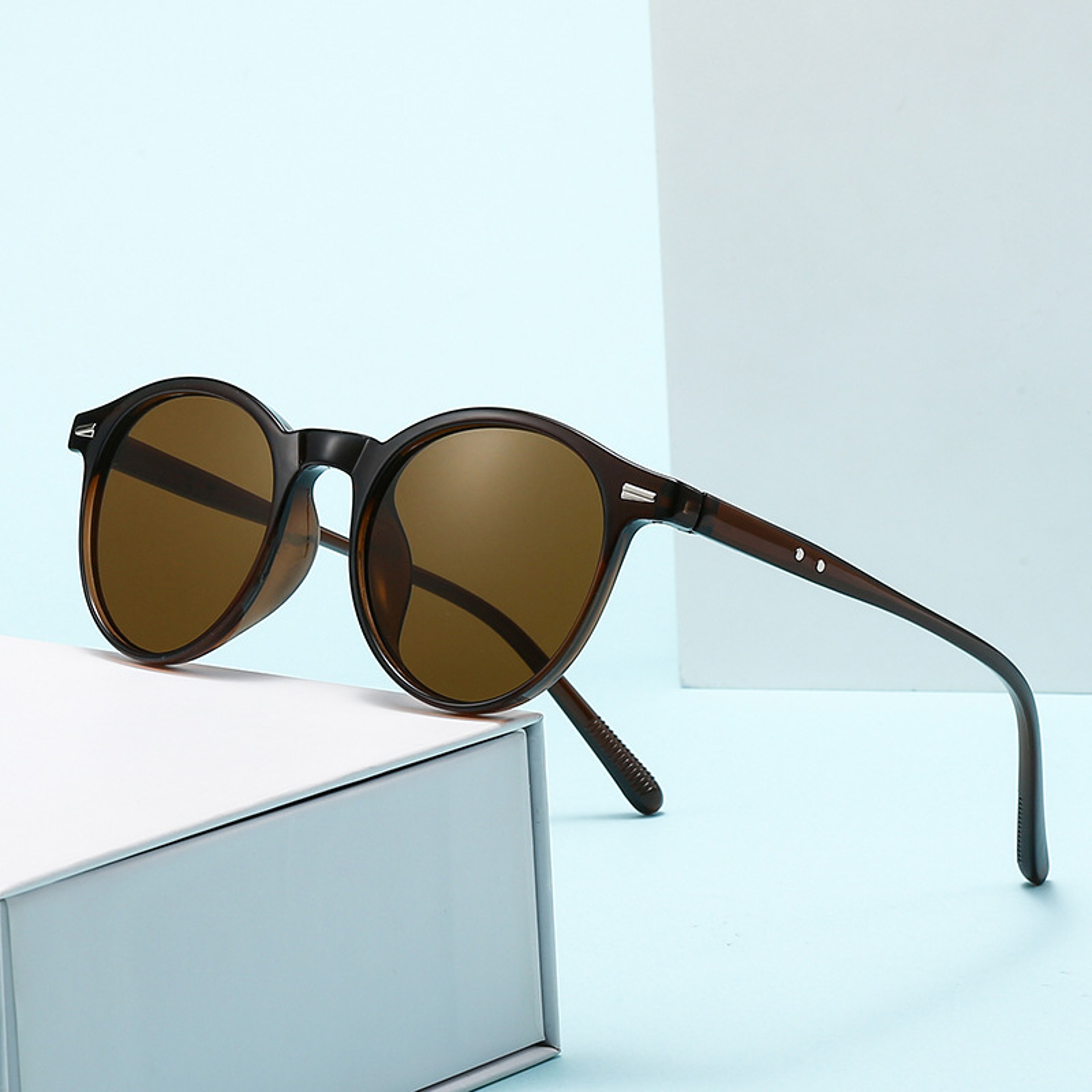 Retro Shield UV Round Sunglasses For Women  Men Vintage Driving Shades 3