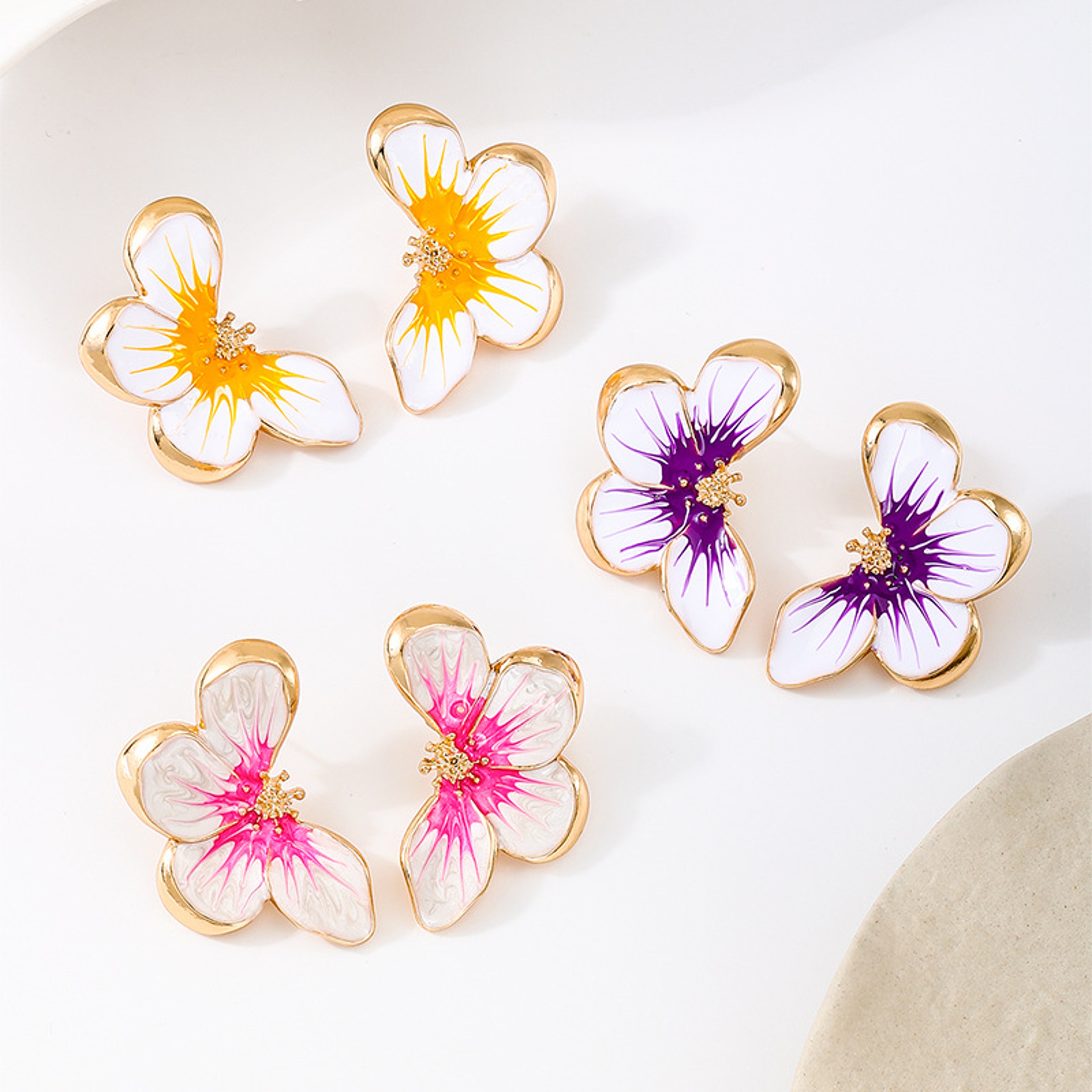 Blush Bloom Butterfly Stud Earrings Pink Gradient Floral Fashion Jewelry Gift – view 4