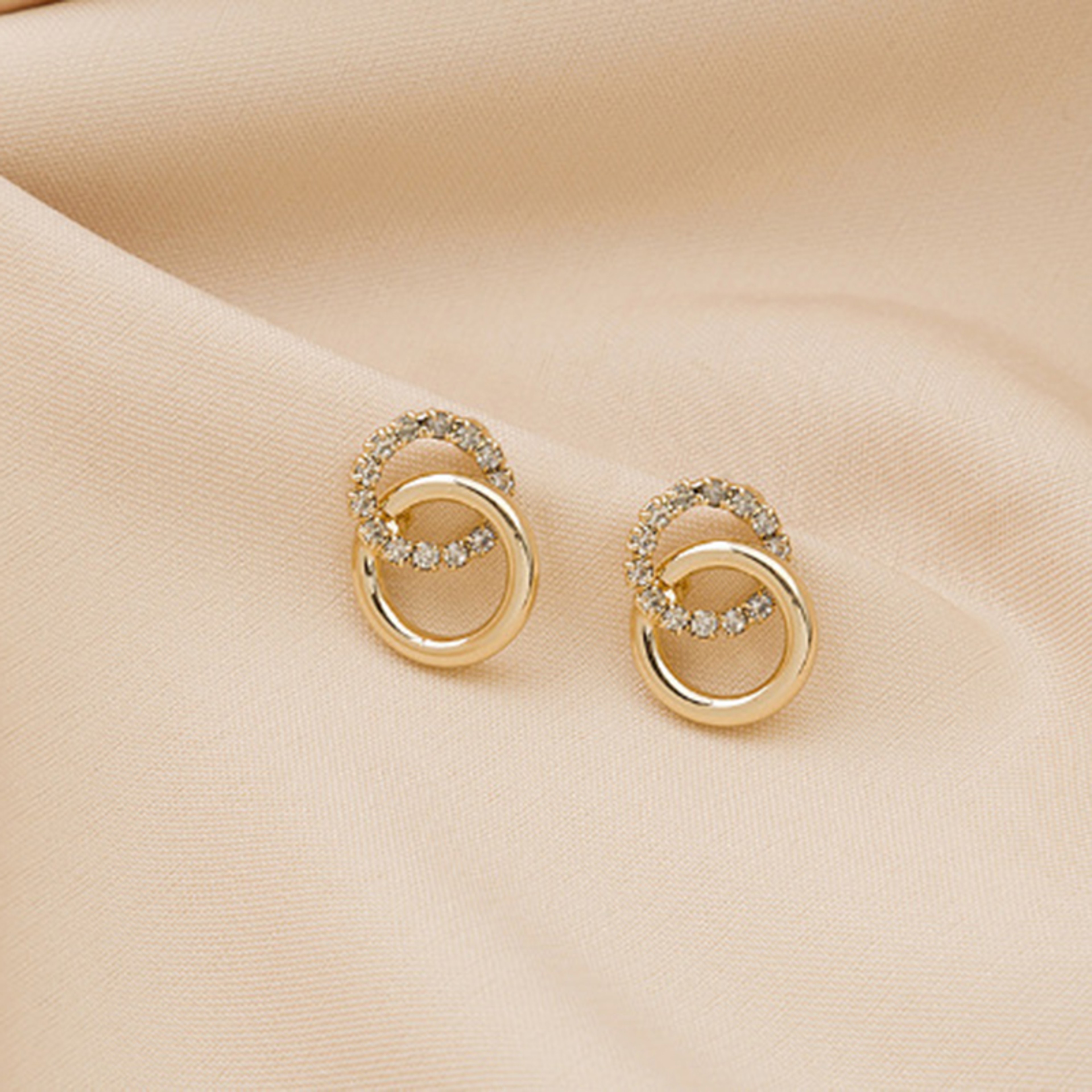 Gold Double Hoop Geometric Rhinestone Stud Earrings For Women Light Luxury Fashion Jewelry 2
