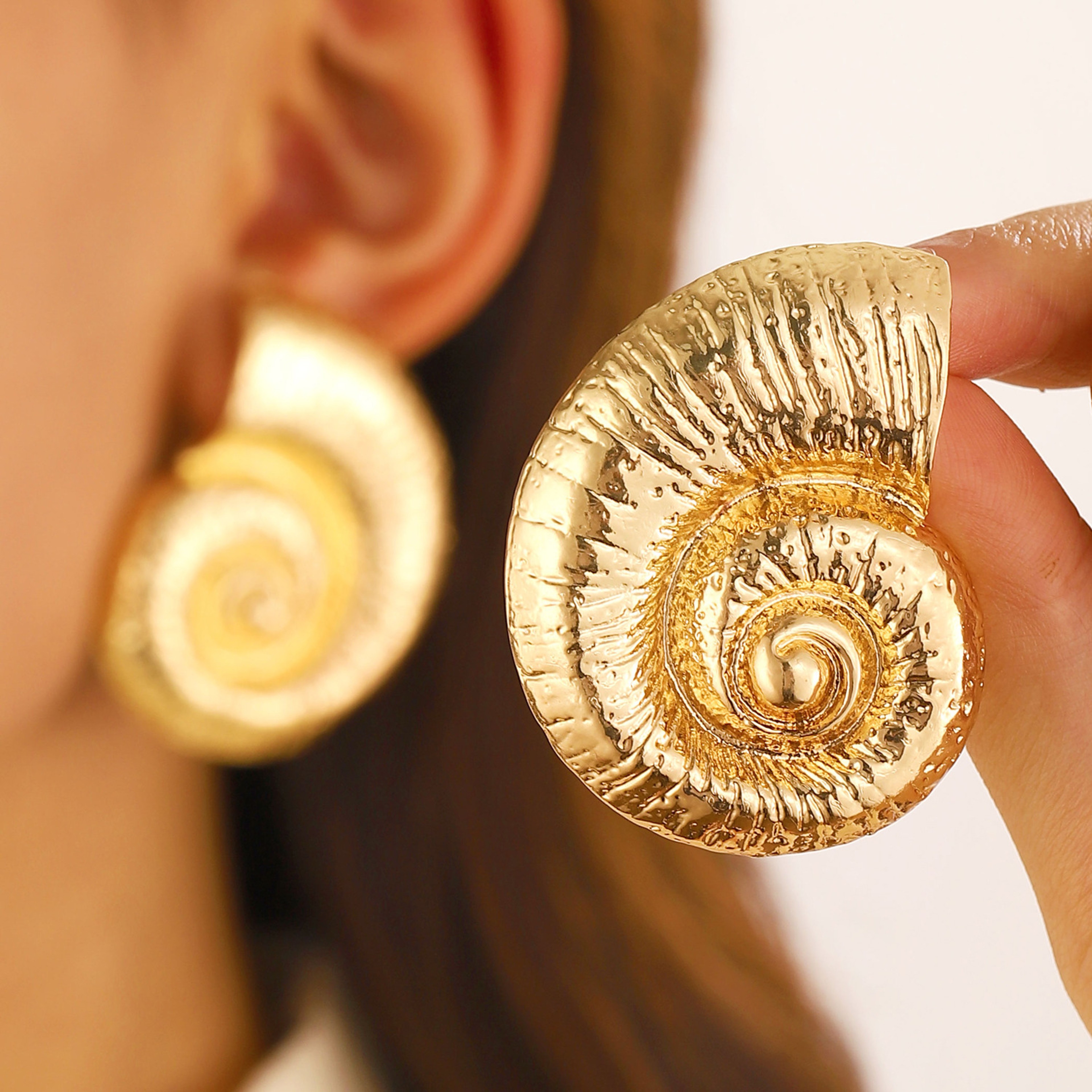 Ocean Conch Shell Stud Earrings For Women Boho Beach Party Summer Jewelry 0