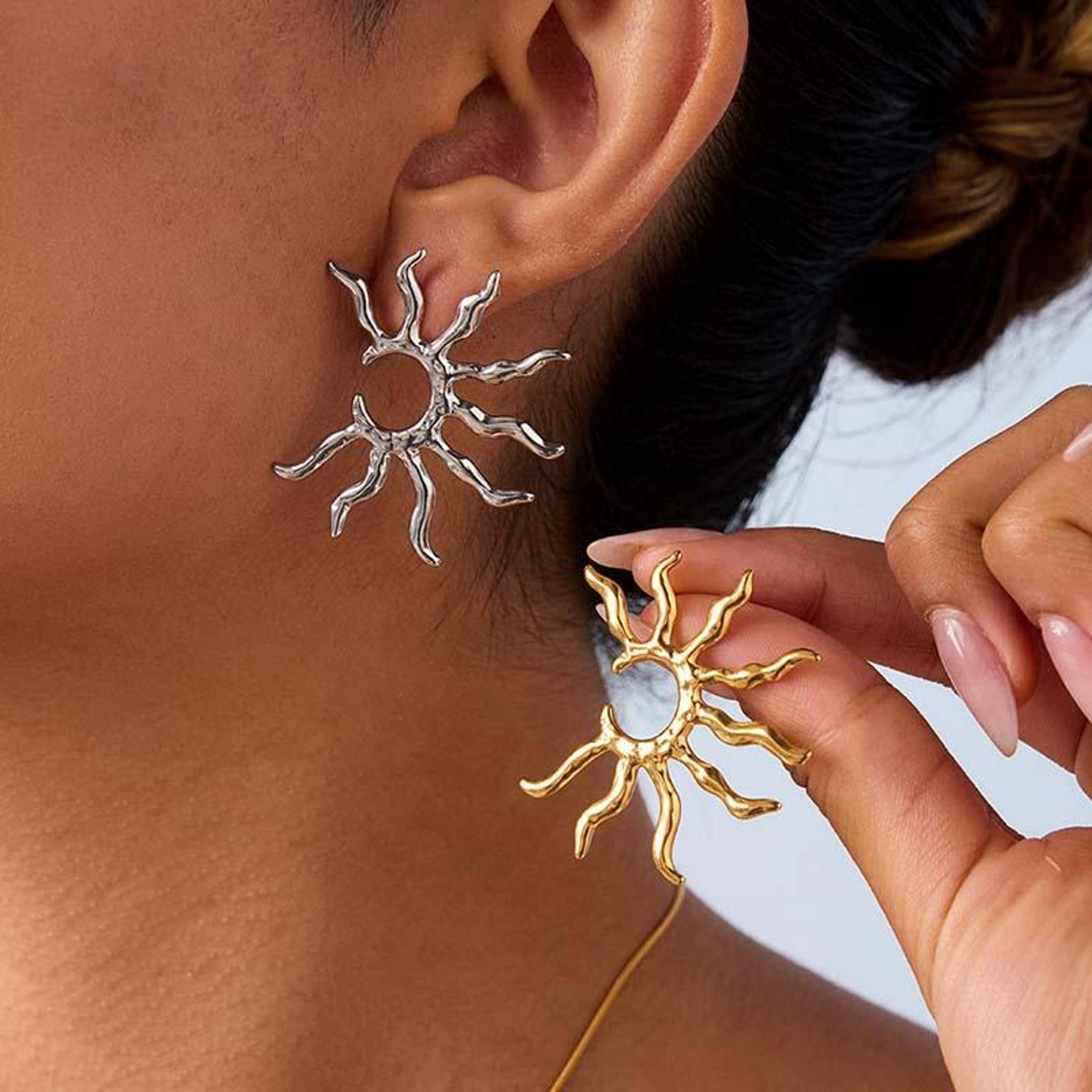 Solar Glow Stainless Steel Stud Earrings For Women Waterproof Sunburst Jewelry 2