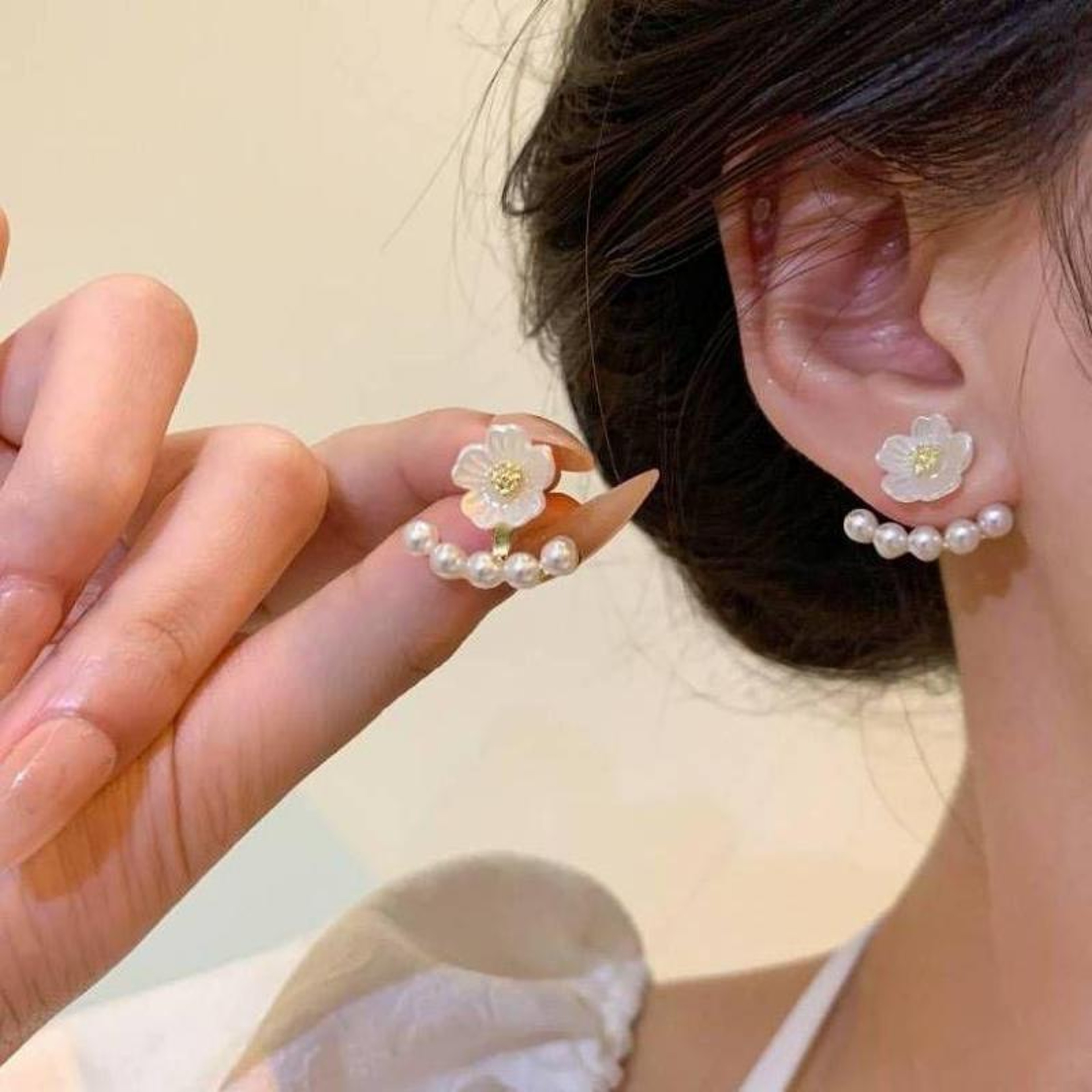 Elegant Pearl Flower Earrings For Women Floral Drop Faux Pearl Party Jewelry 3