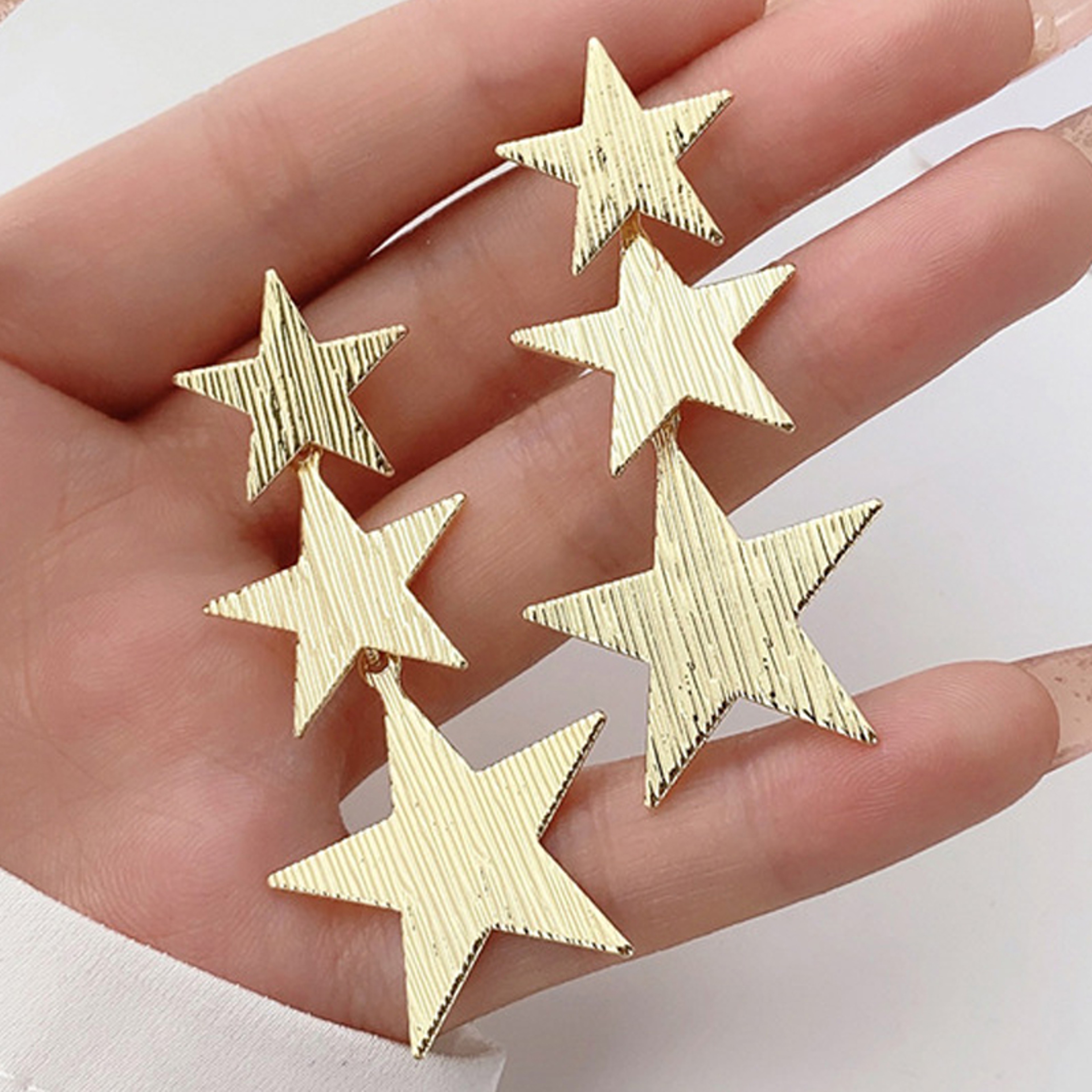 Vintage Star Dangle Earrings For Women Long Statement Drop Earrings In Gold Or Silver 1