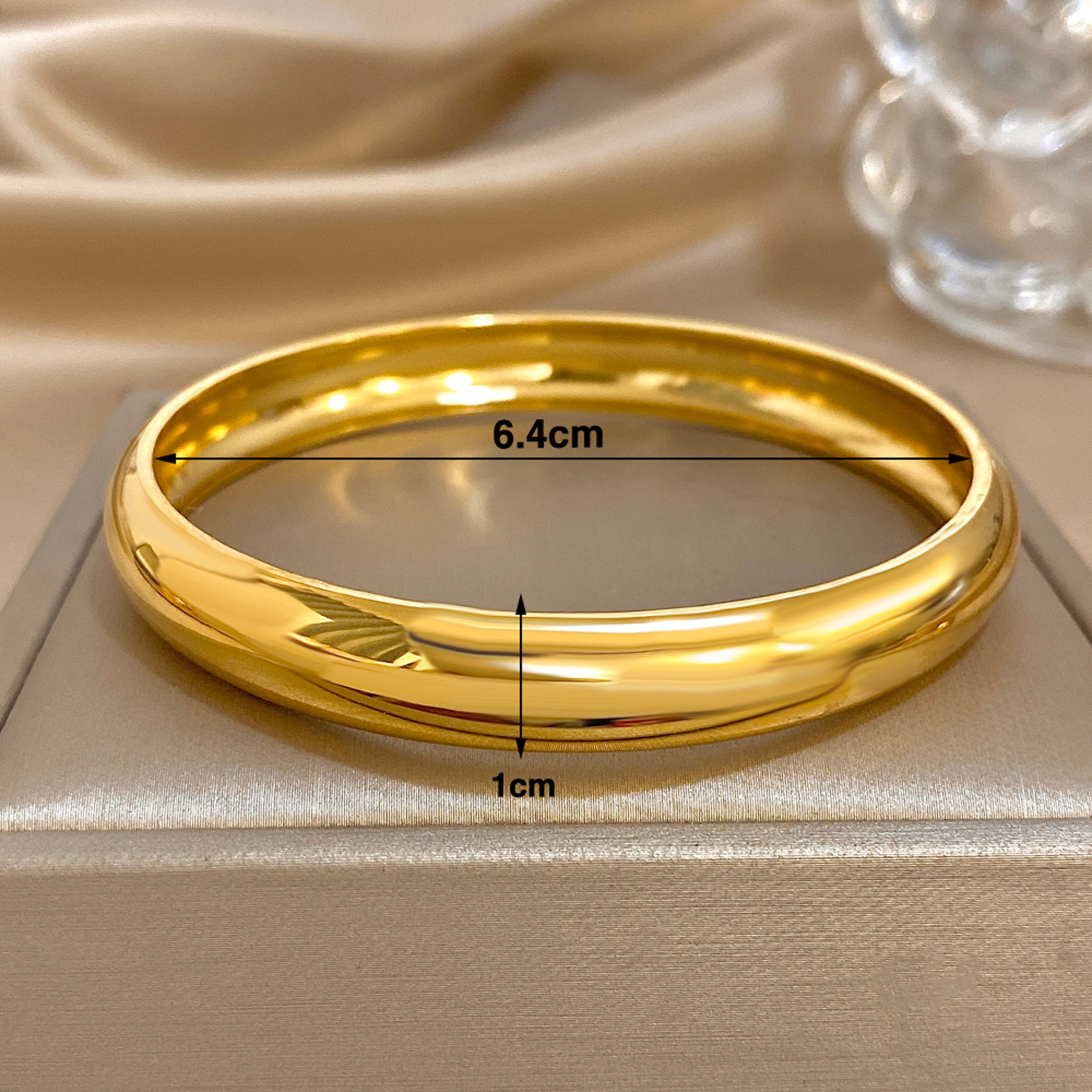 Luxury Gold Cuff Bracelet Waterproof Stainless Steel Chunky Bangle for Women & Men – view 6