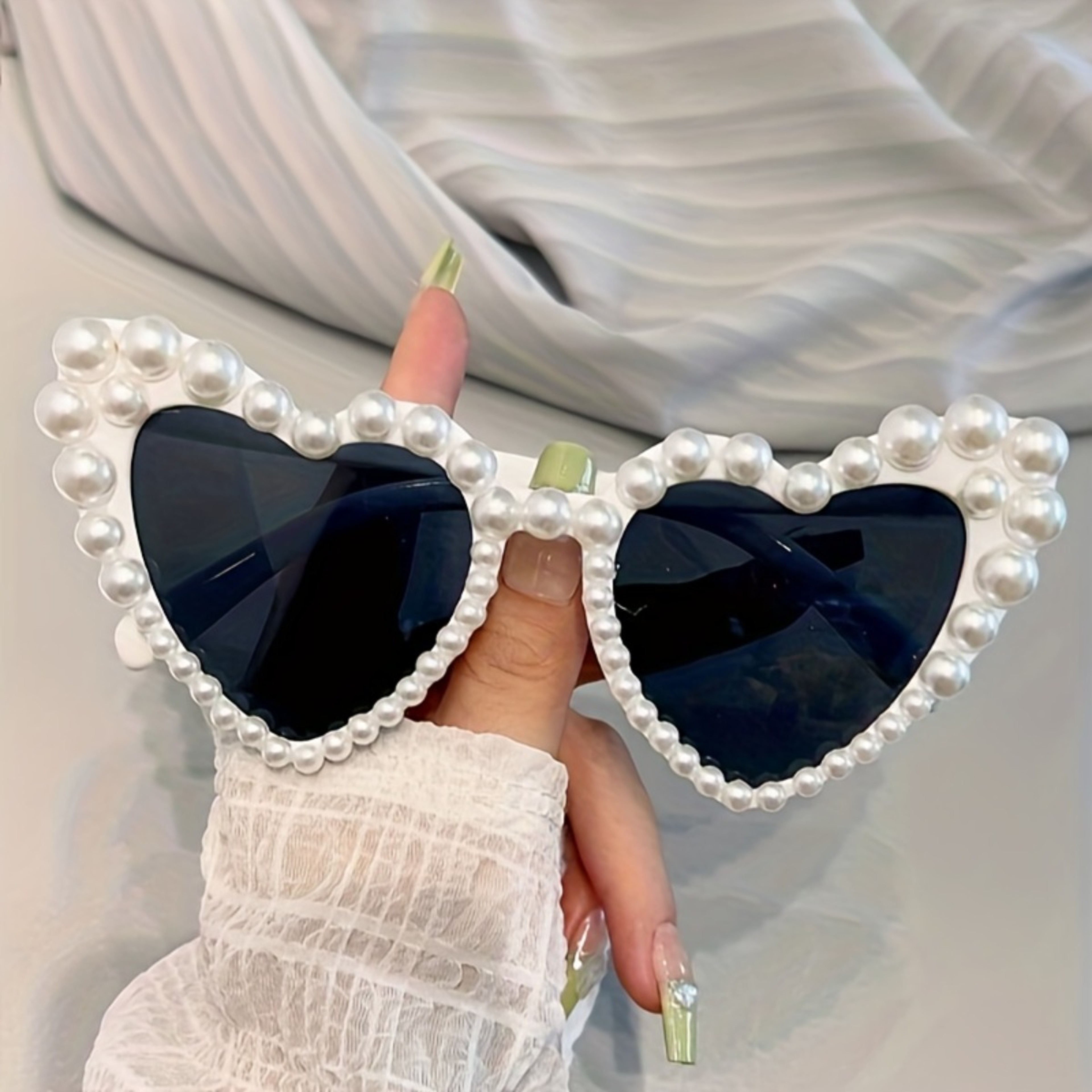 Pearl Heart Shaped Sunglasses For Women Anti Reflective Festival Fashion Eyewear 1